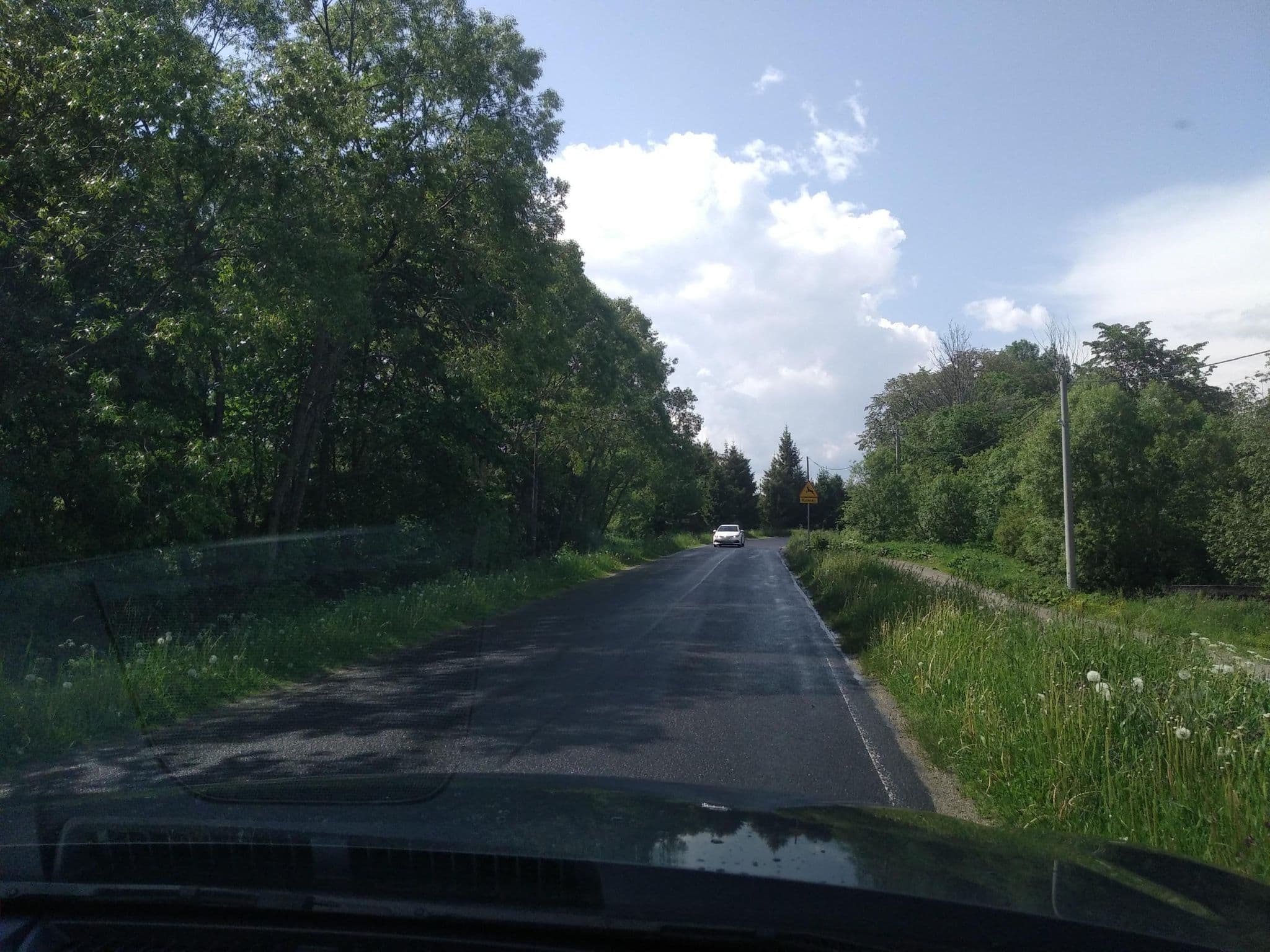 Street view near Hnatowe Berdo, Baligród