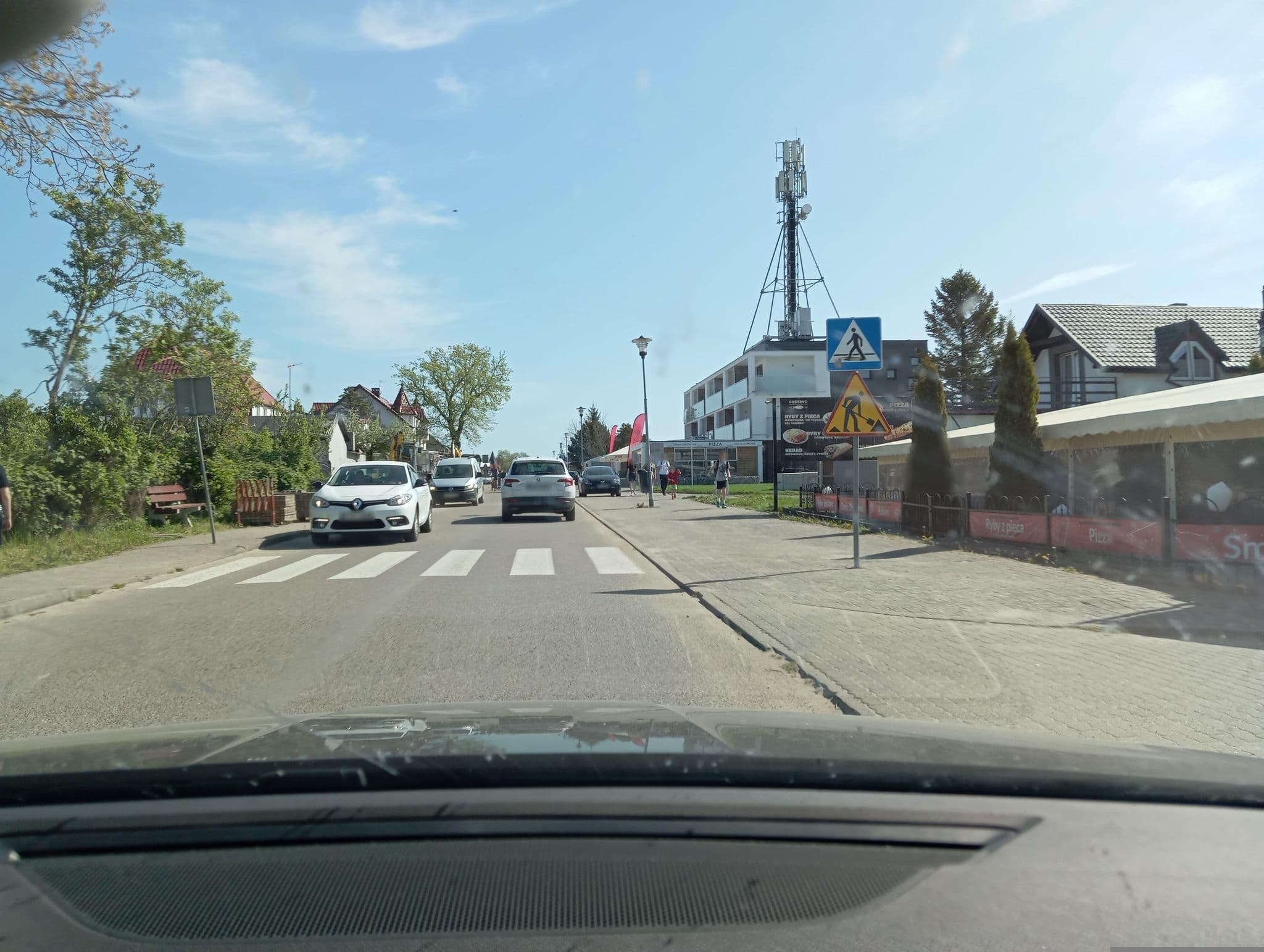 Street view near Domki Letniskowe Gustavo, Ustronie Morskie — © jacekb (CC BY-SA · Mapillary)
