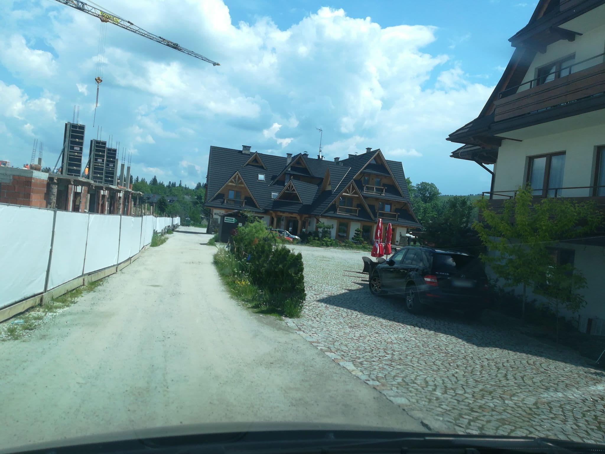 Street view near Willa Stożek, Białka Tatrzańska — © mhenclik (CC BY-SA · Mapillary)