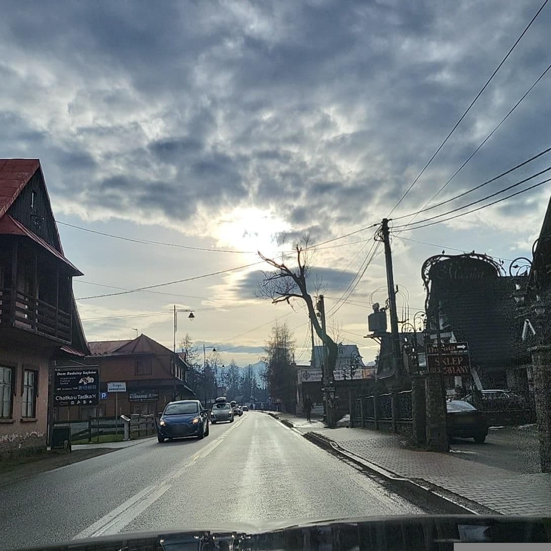 Street view near Magnat, Białka Tatrzańska — © picturehoover (CC BY-SA · Mapillary)