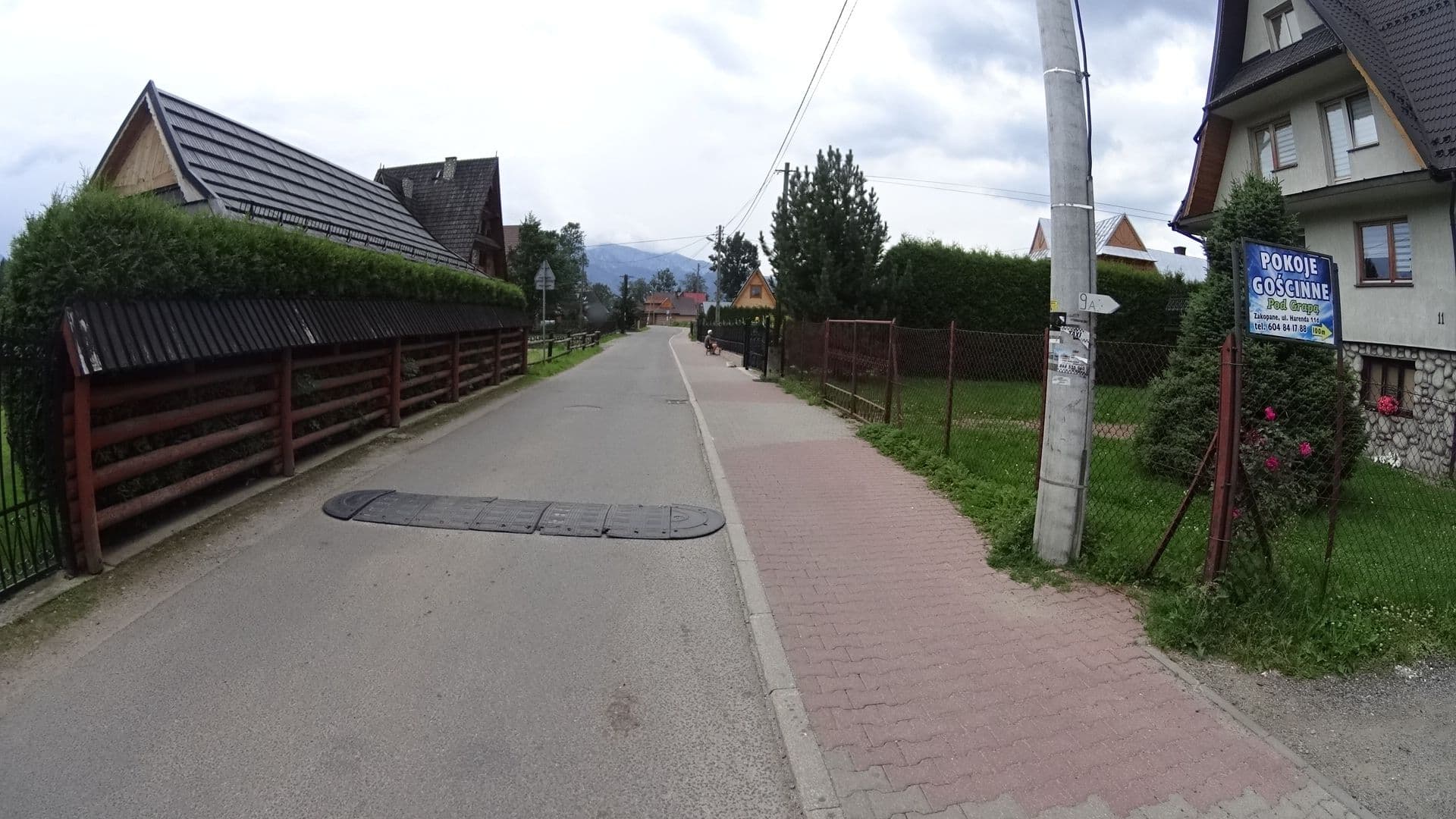 Street view near Willa Wiktoria 2, Poronin — © awizonosz (CC BY-SA · Mapillary)