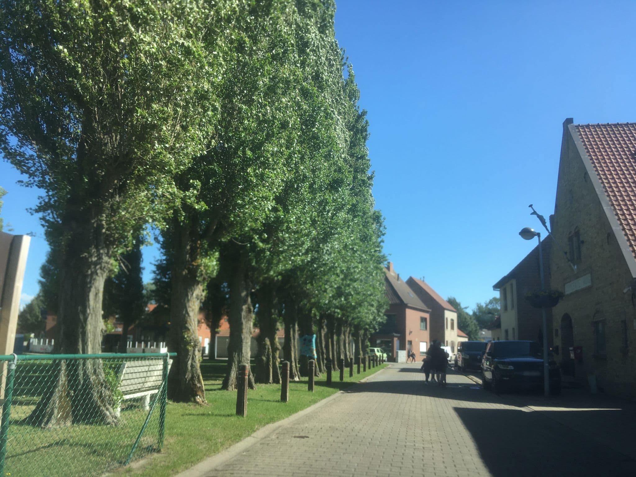 Street view near Hotel Restaurant Gemeente Huis, Nieuwpoort — © timcouwelier (CC BY-SA · Mapillary)