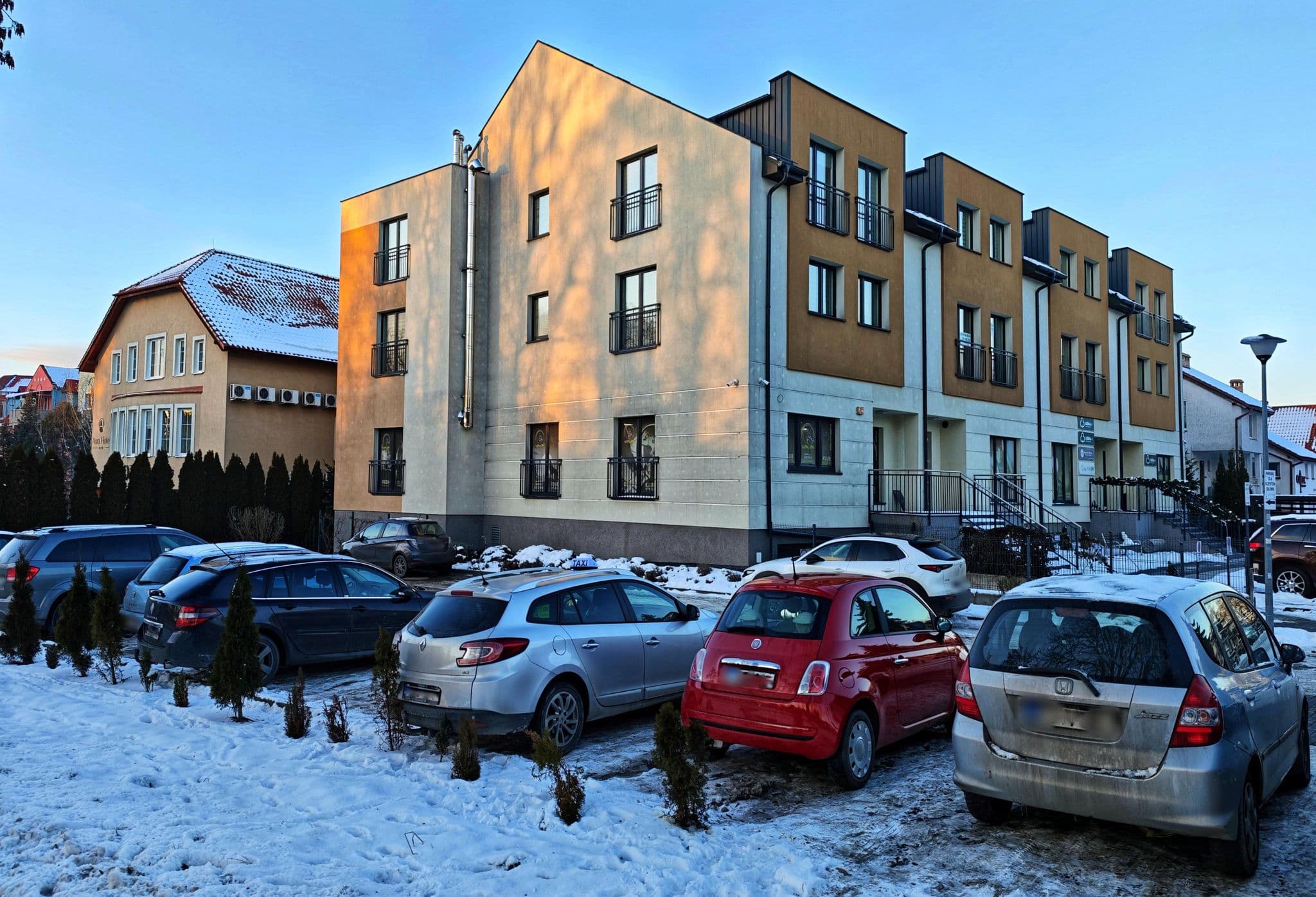 Street view near Aura Hotel, Zielona Góra — © km2bp (CC BY-SA · Mapillary)
