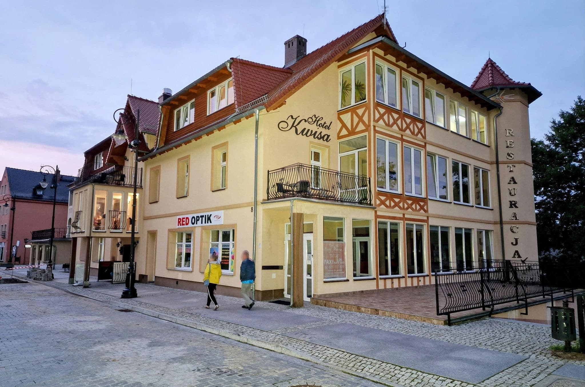 Street view near Hotel Kwisa, Świeradów-Zdrój — © km2bp (CC BY-SA · Mapillary)
