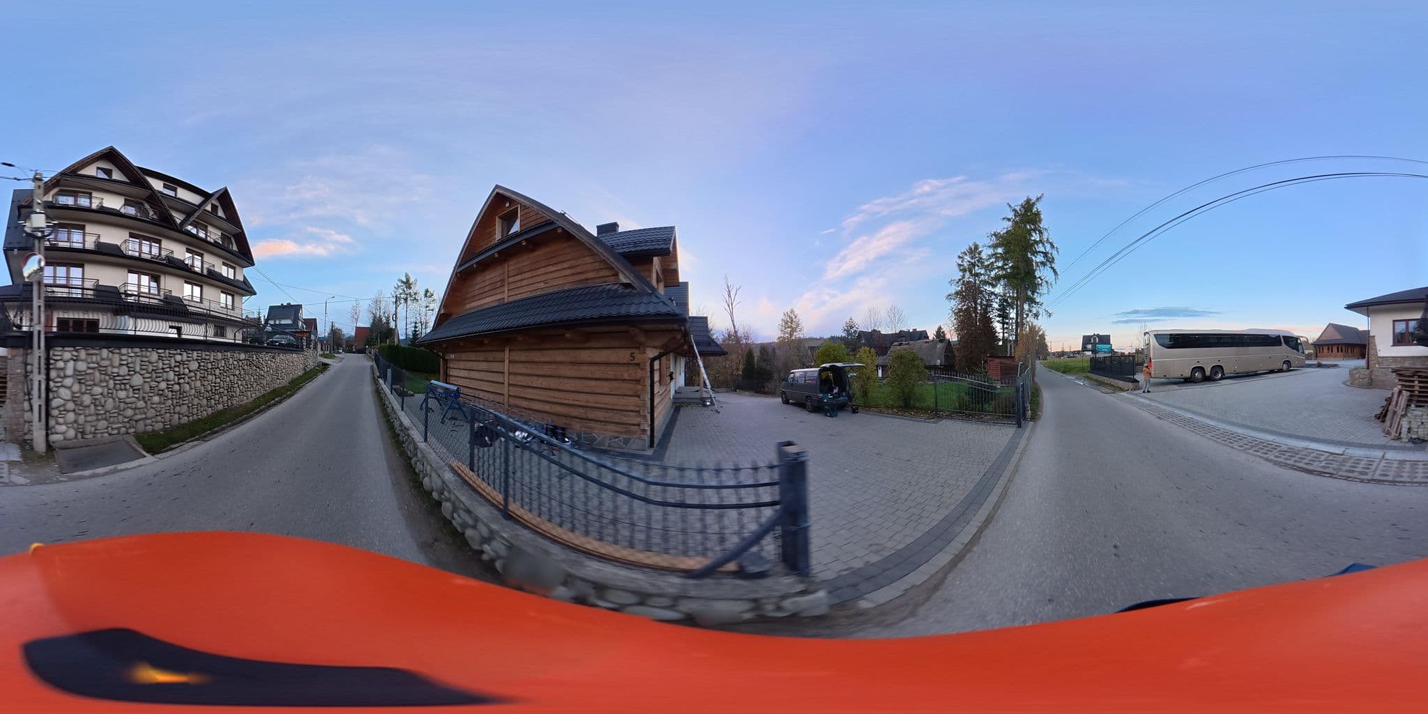 Street view near Dom Wczasowy Ukuspra, Poronin — © awizonosz (CC BY-SA · Mapillary)