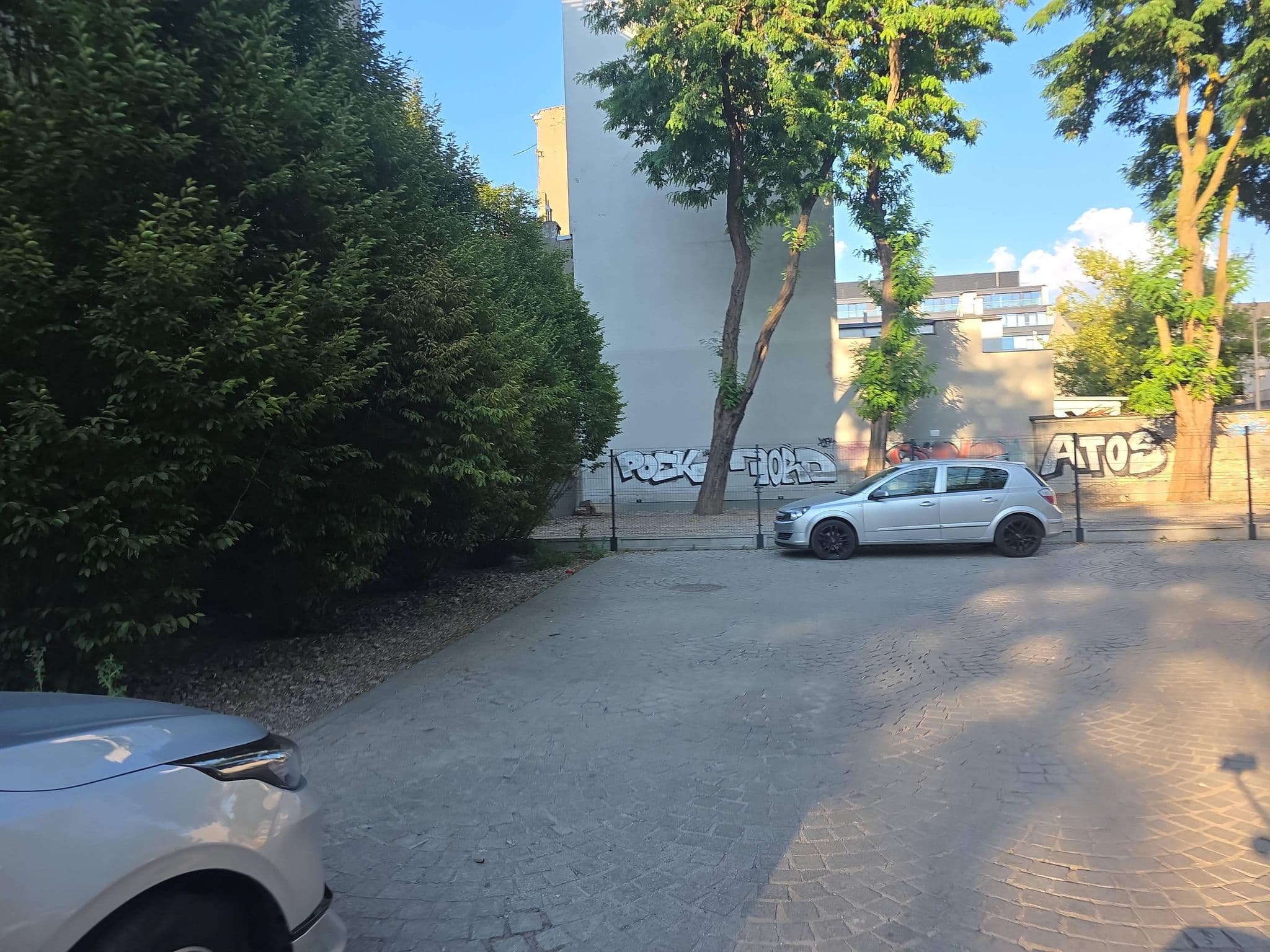 Street view near Hotel Puro Łódź, Łódź