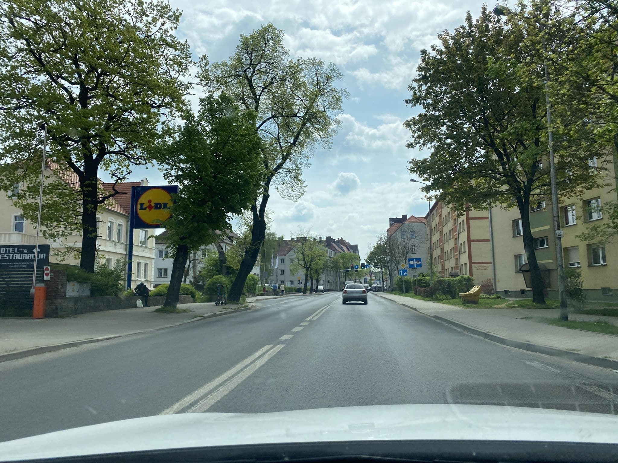 Street view near Chrobrego 9, Bolesławiec — © ttomek22 (CC BY-SA · Mapillary)
