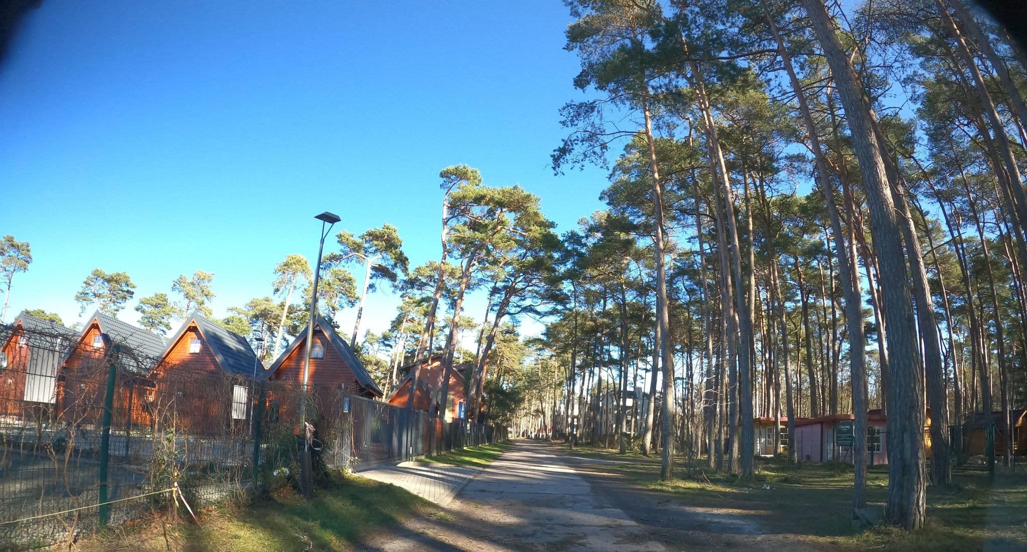 Street view near Ośrodek Wypoczynkowy Inco Międzywodzie, Dziwnów — © masterofnoroad (CC BY-SA · Mapillary)