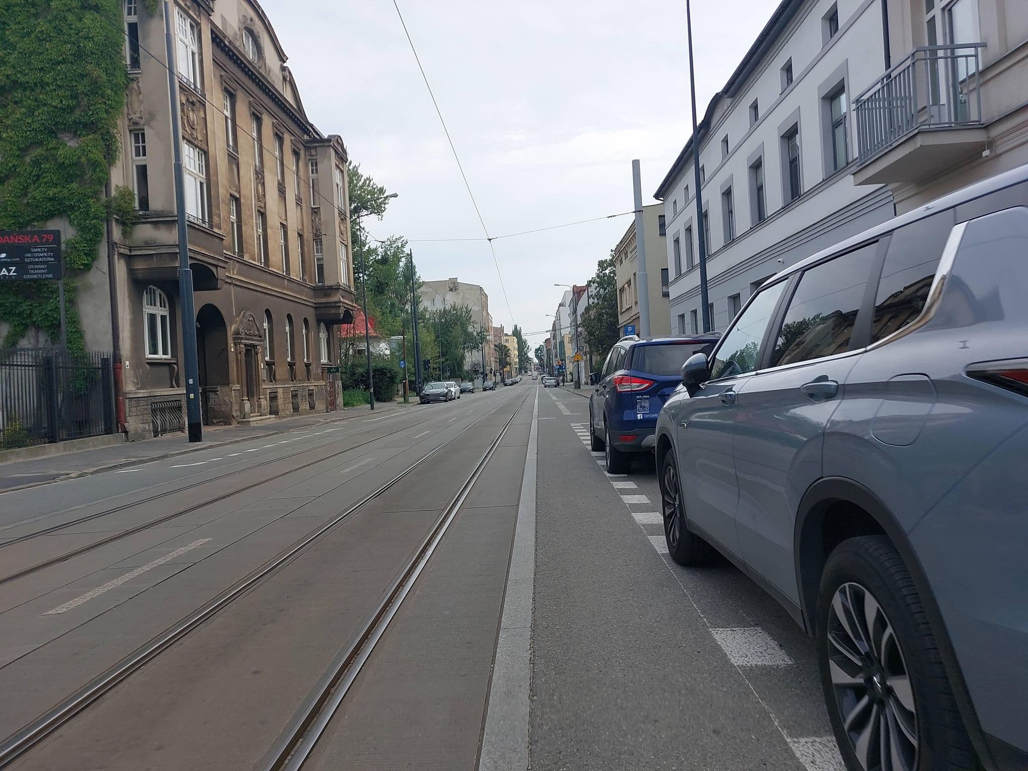Street view near Dream Apartments, Łódź