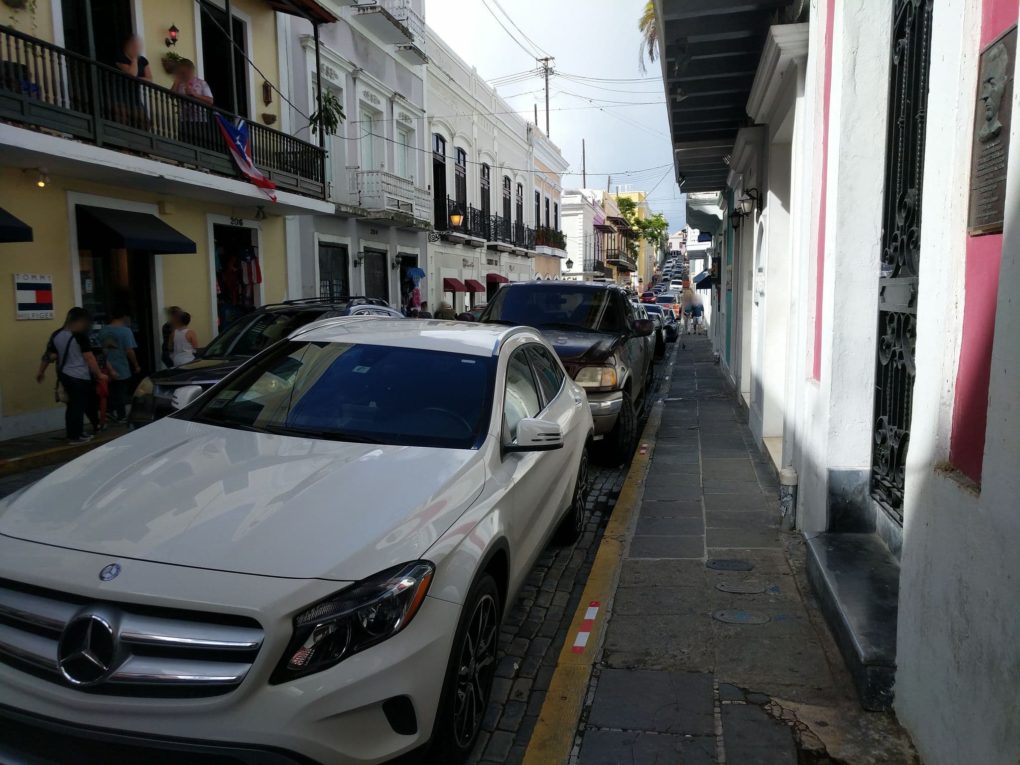 Street view near Boveda Apartments, San Juan — © daalso (CC BY-SA · Mapillary)