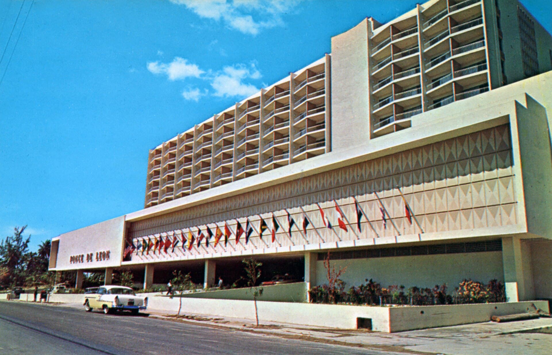 The Condado Plaza Hilton (via Wikimedia Commons, Public domain)