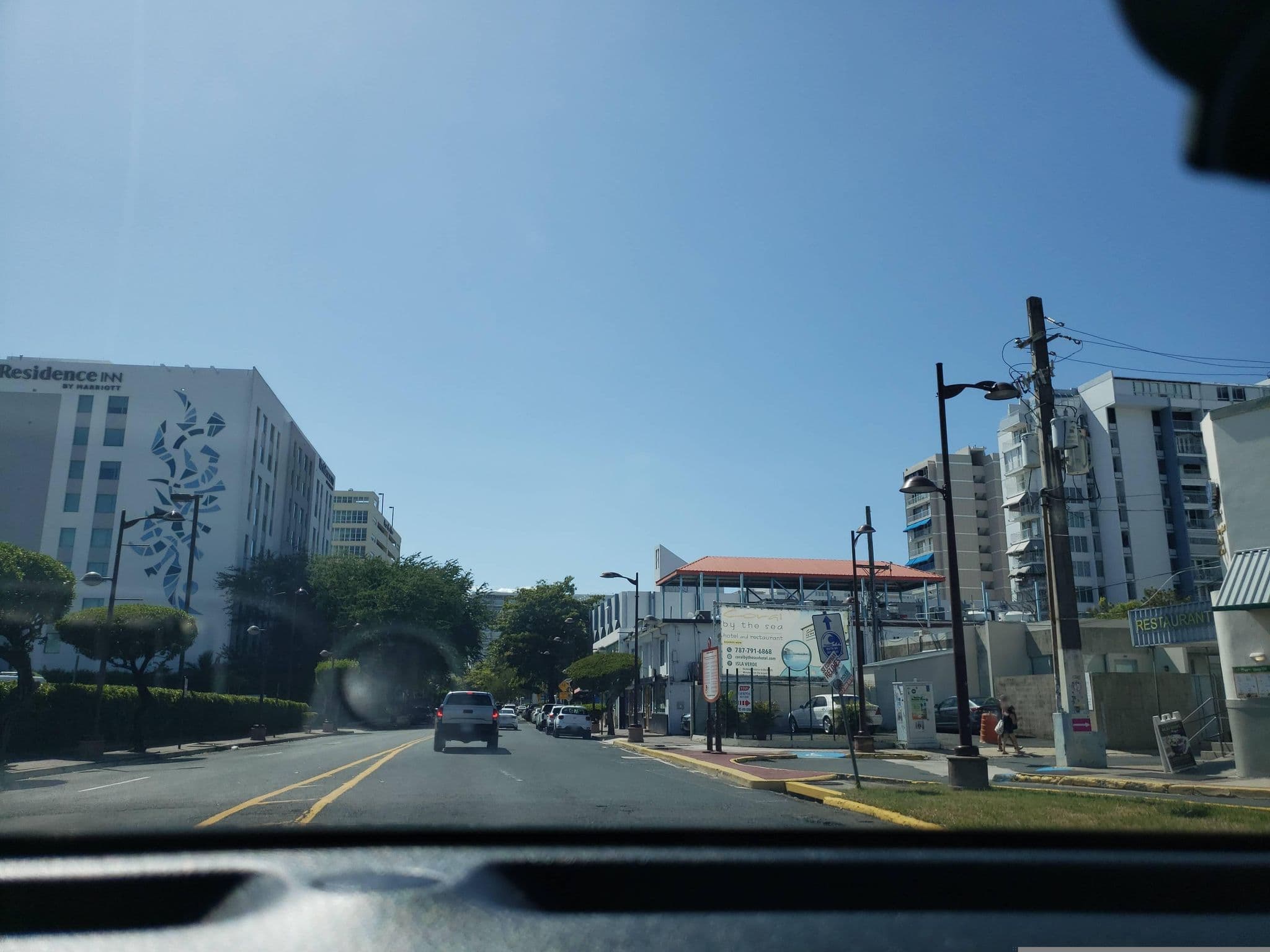 Street view near Coral by Sea, Eleanor Roosevelt — © guyutetube (CC BY-SA · Mapillary)