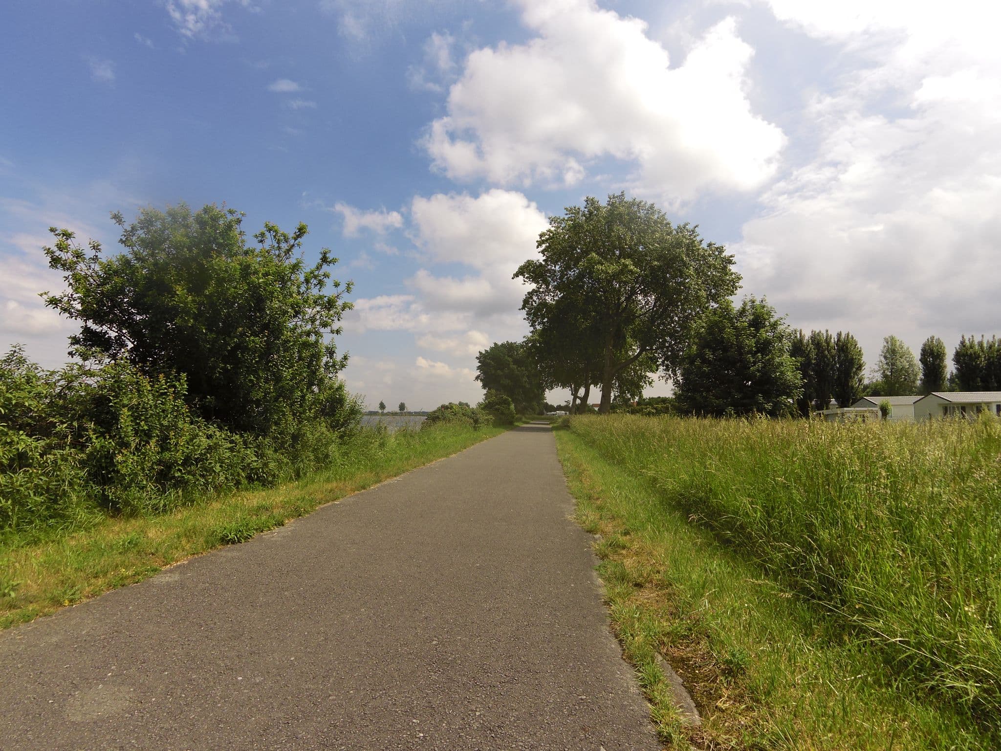 Street view near Wood Lodge, Nieuwpoort — © zors1843 (CC BY-SA · Mapillary)