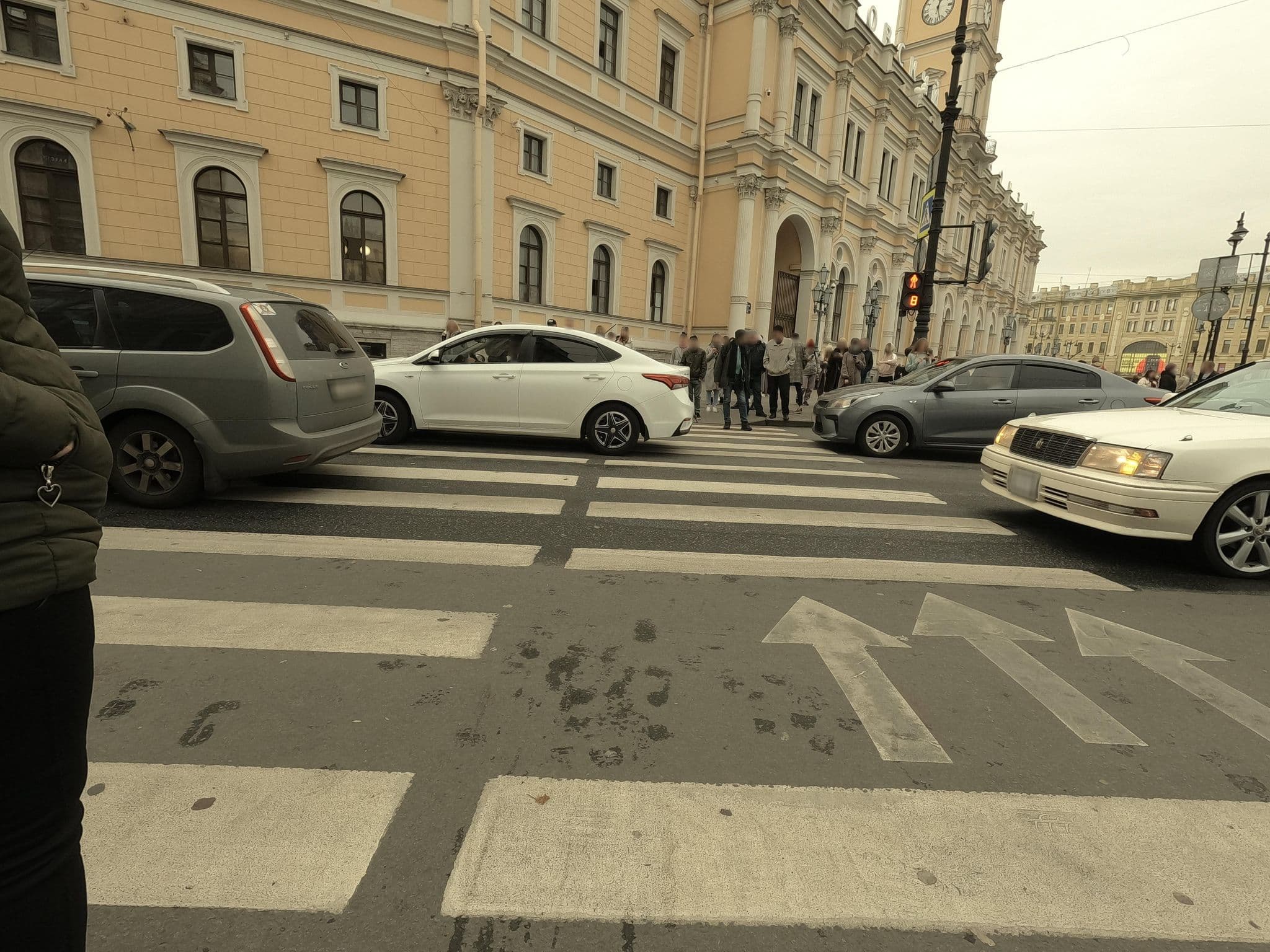 Street view near Barch, Centralniy