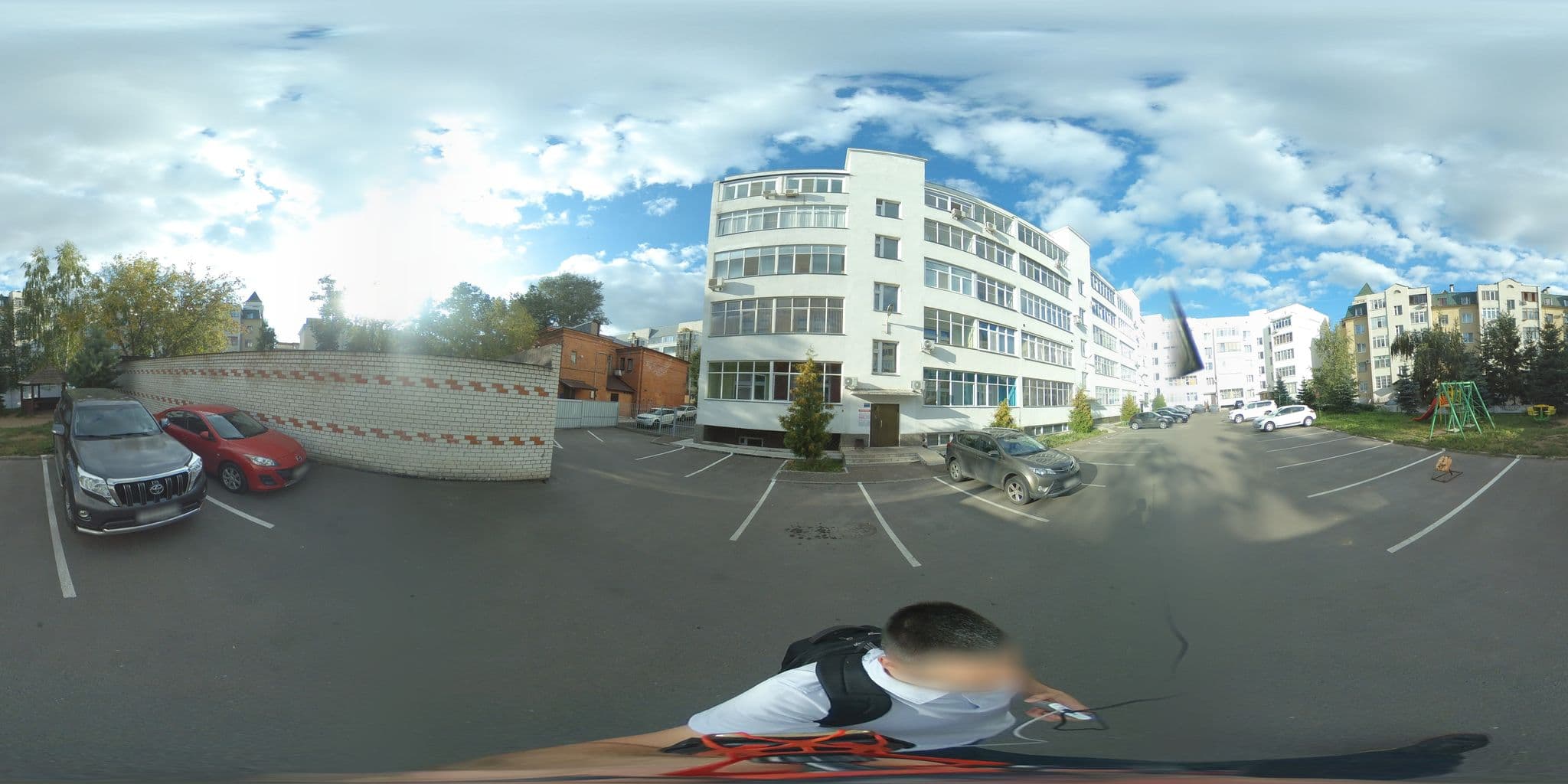 Street view near Ре&иска, Kazan — © kirillngeos (CC BY-SA · Mapillary)