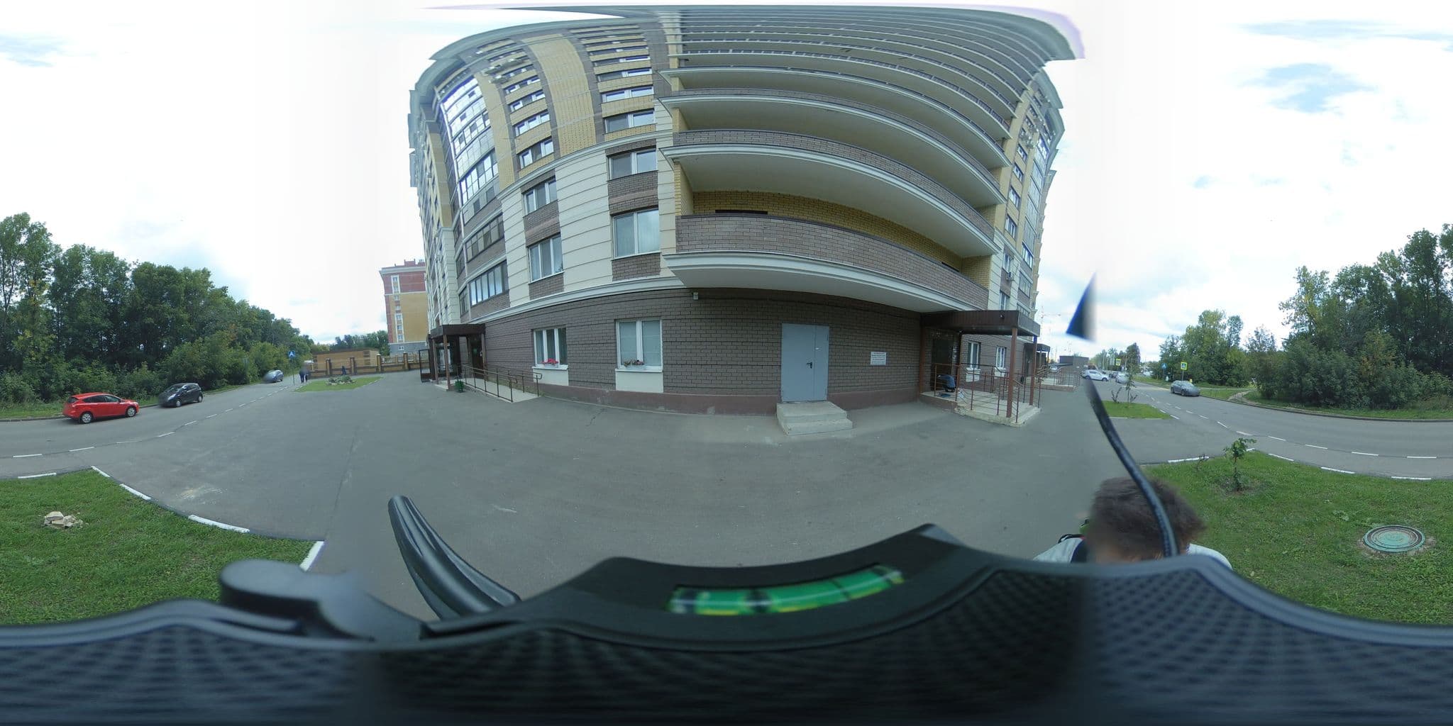 Street view near Botanika, Kazan — © arturngeos (CC BY-SA · Mapillary)