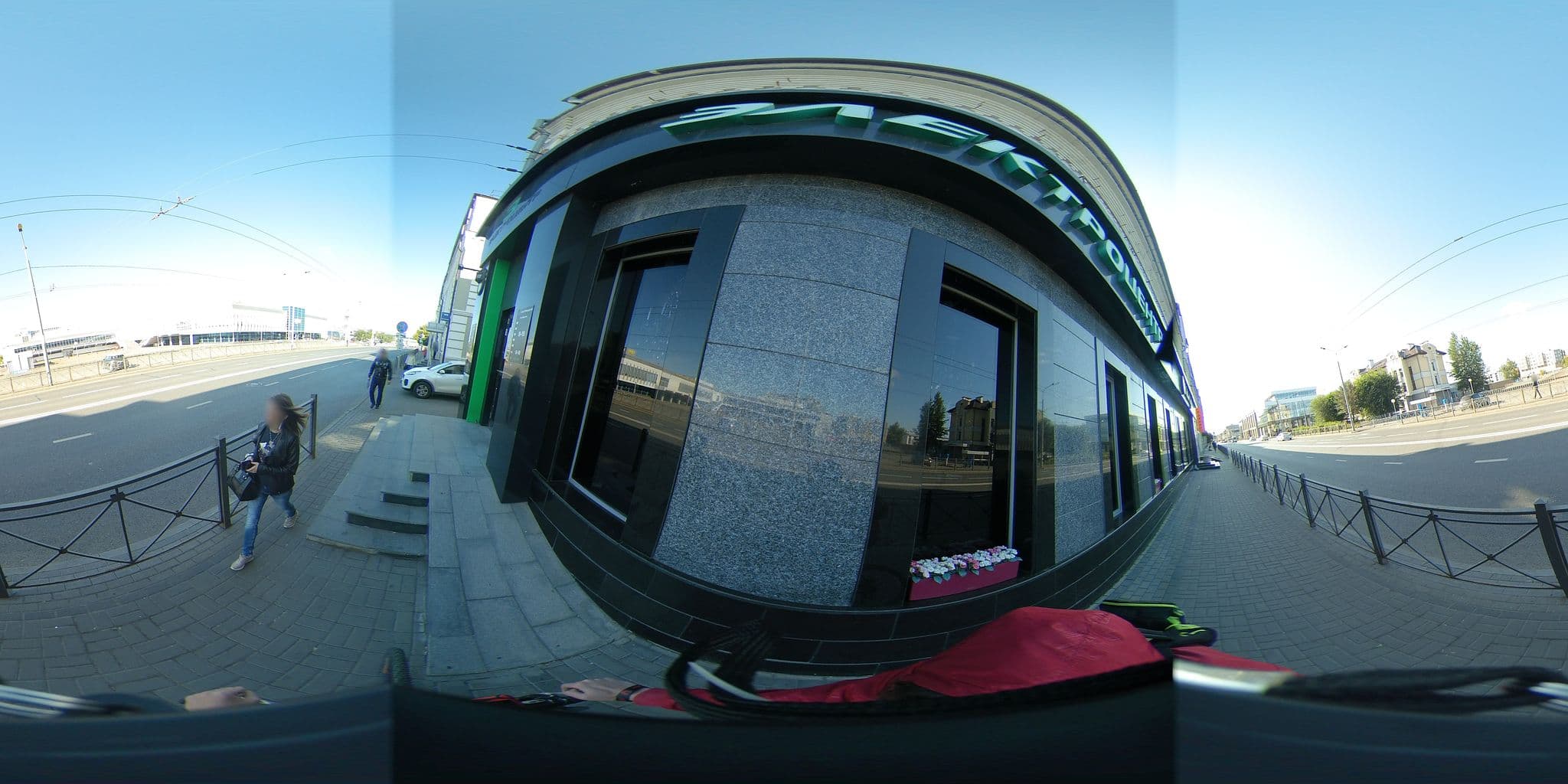 Street view near Чук&Гек, Kazan — © ngeos (CC BY-SA · Mapillary)