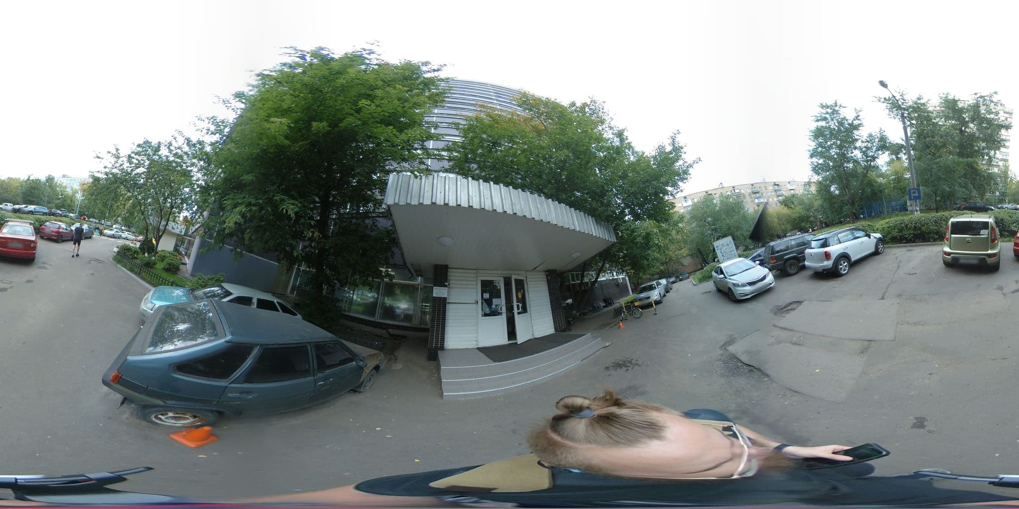 Street view near Travel Inn в Марьиной роще, Moscow — © vovenarg (CC BY-SA · Mapillary)