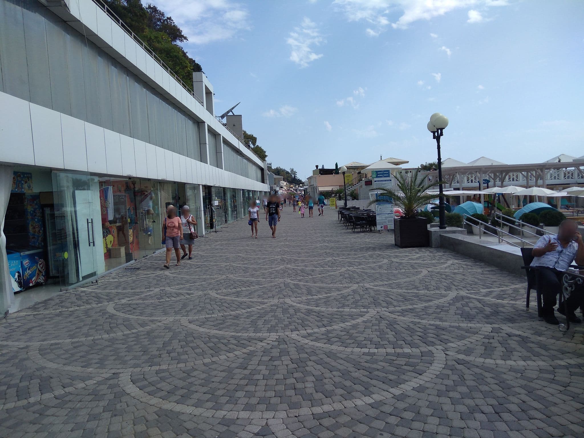 Street view near Portofino, Sochi — © sergeyshuber (CC BY-SA · Mapillary)