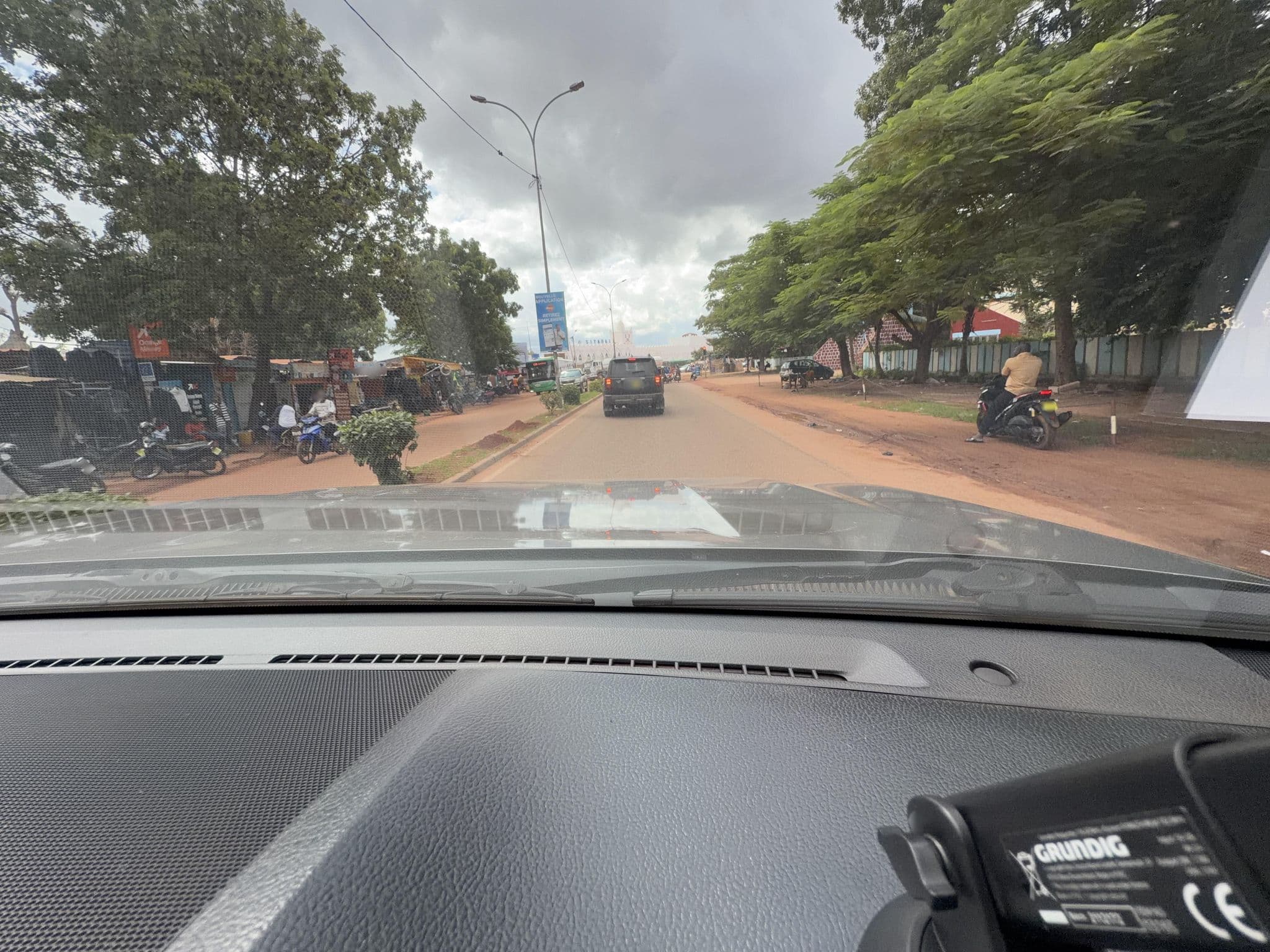 Street view near Ranhôtel, Bobo-Dioulasso — © patrickkabore (CC BY-SA · Mapillary)