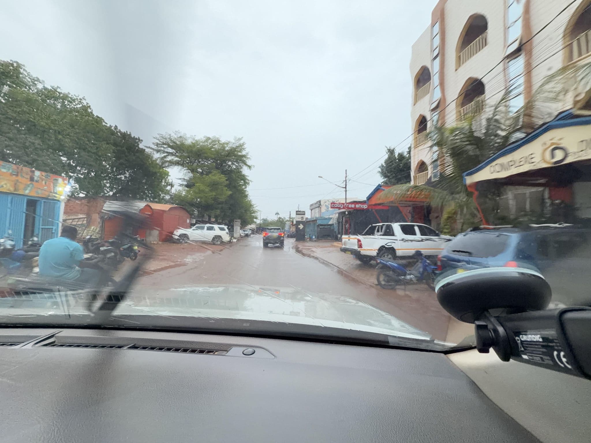 Street view near Hôtel Dioulassoba, Bobo-Dioulasso — © patrickkabore (CC BY-SA · Mapillary)