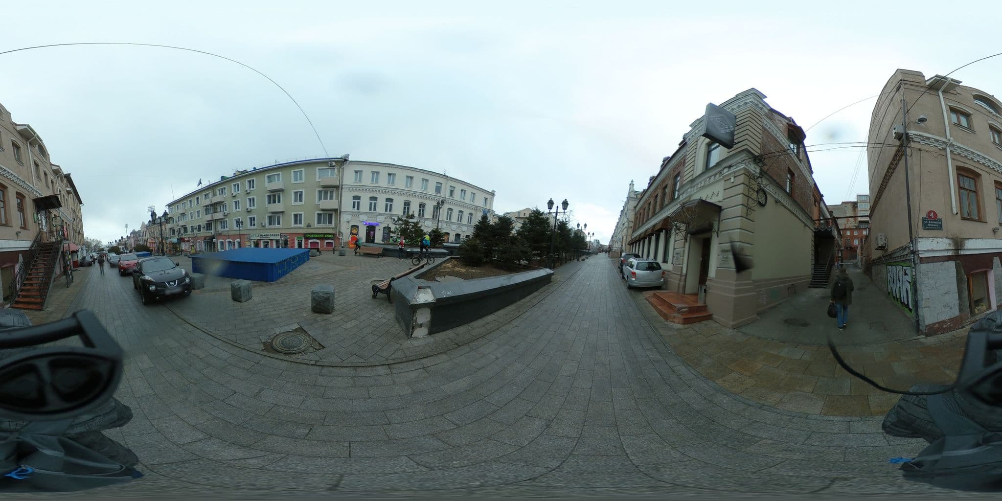 Street view near Gallery and More, Vladivostok — © trolleway (CC BY-SA · Mapillary)