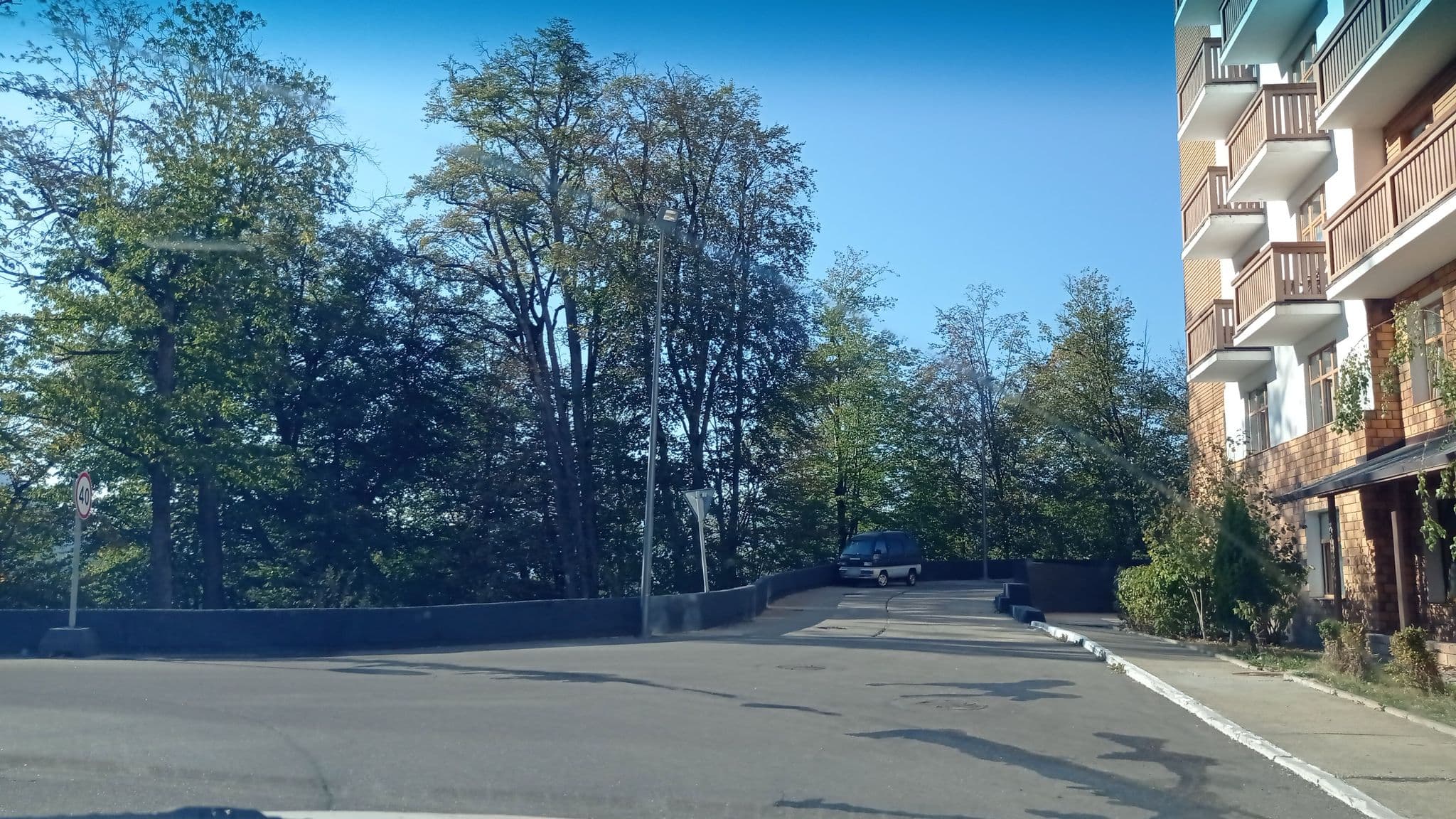 Street view near AYS Design Hotel, Vysokoye — © petunder (CC BY-SA · Mapillary)
