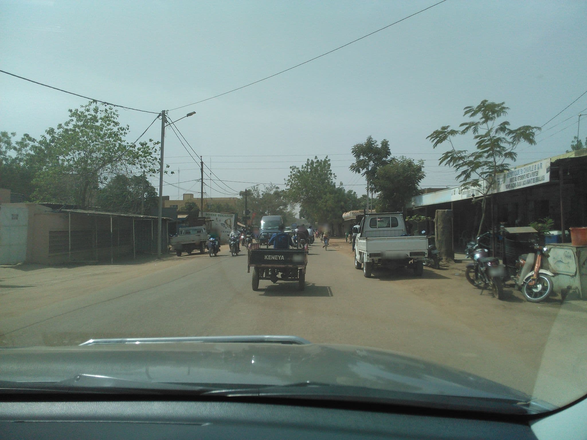 Street view near Hôtel Ocades, Ouagadougou
