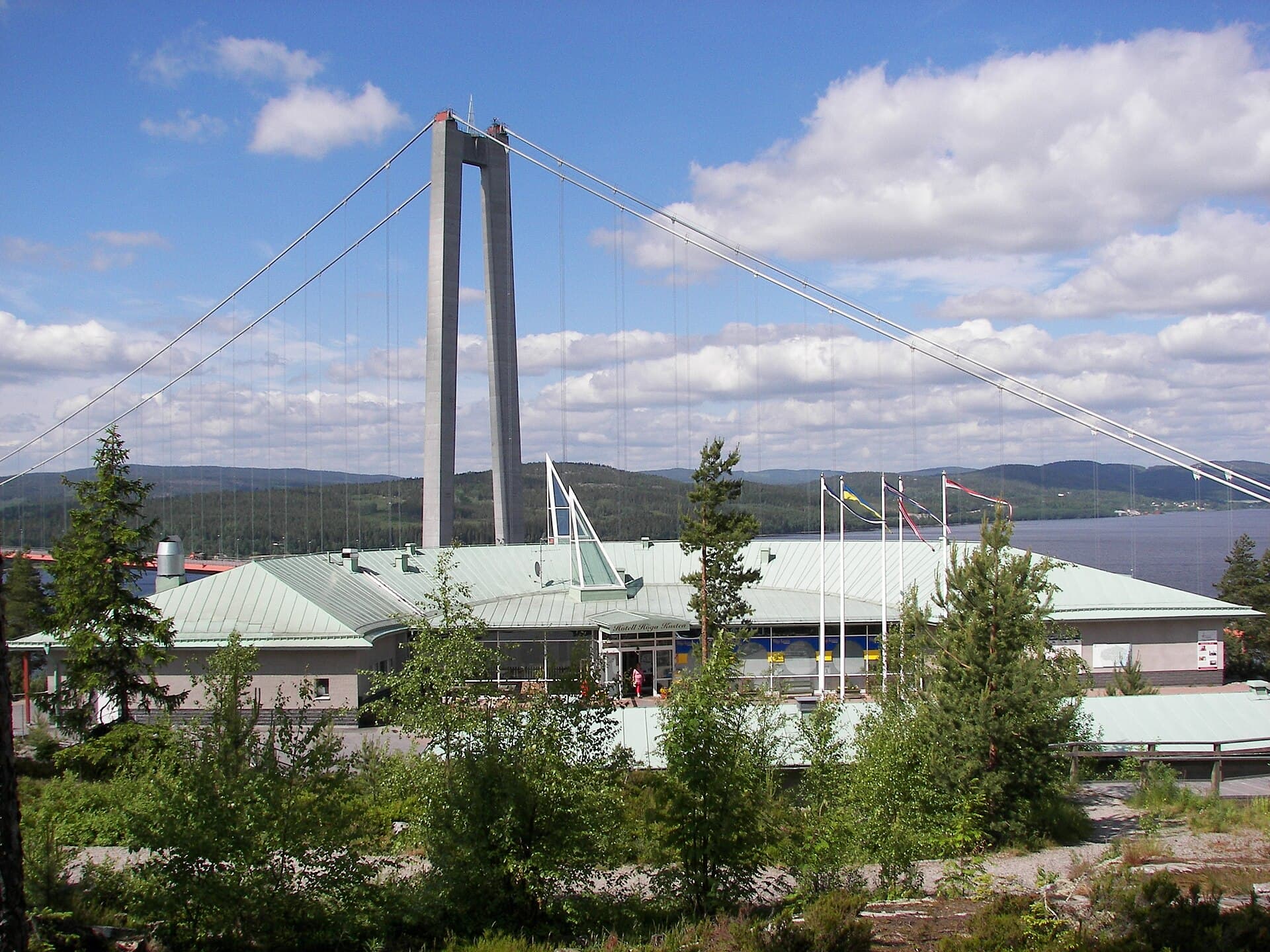 Hotell Höga Kusten (via Wikimedia Commons, CC BY-SA 3.0)