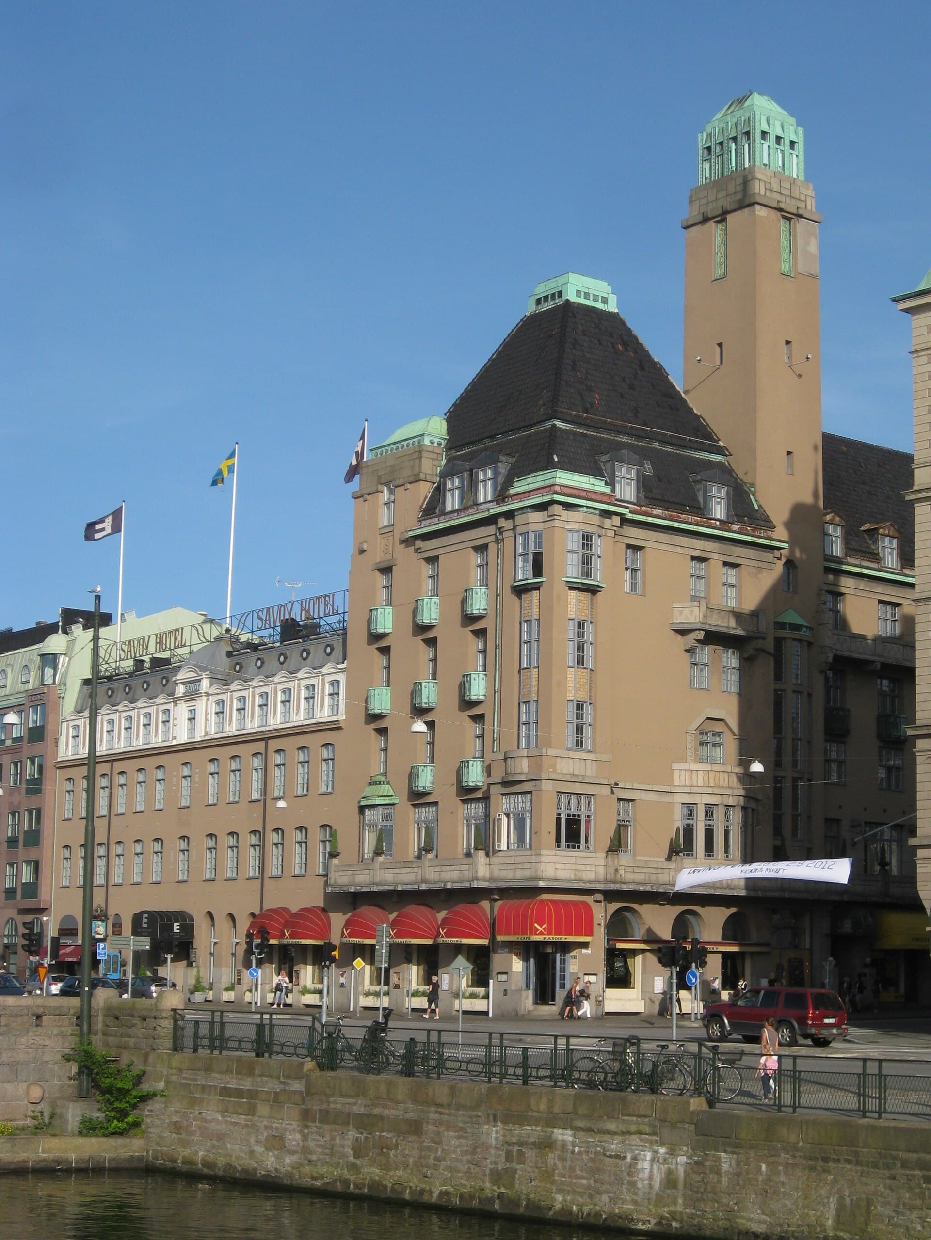 Elite Hotel Savoy Malmö (via Wikimedia Commons, CC BY-SA 3.0)