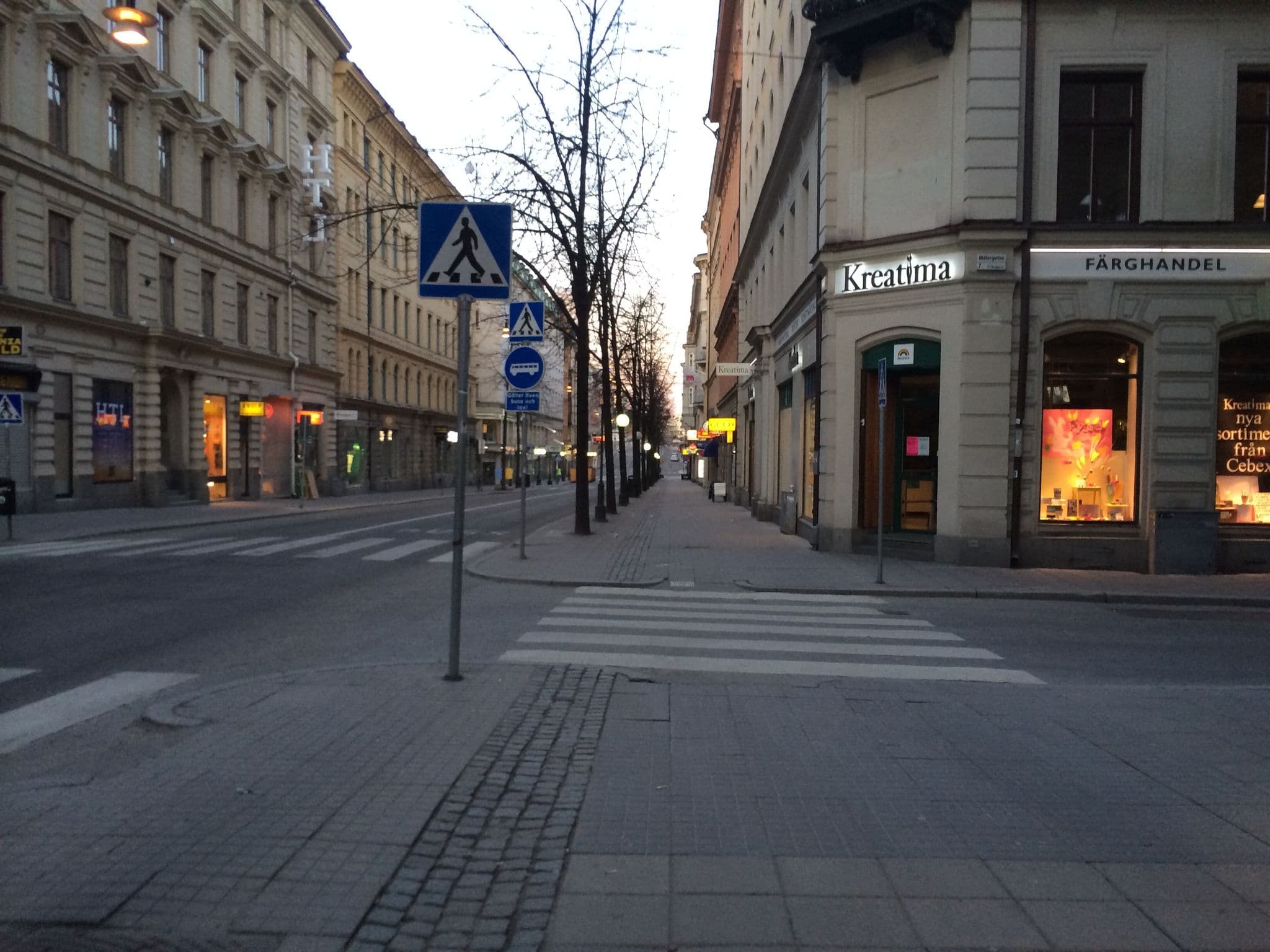 Street view near Scandic no.53, Stockholm — © bjornhandell (CC BY-SA · Mapillary)