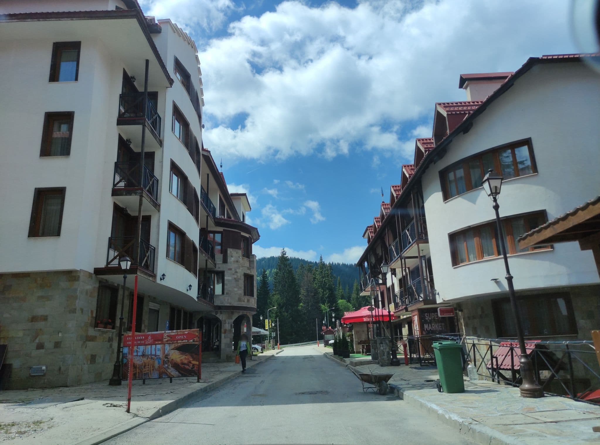 Street view near Замъка 2, Smolyan — © neau (CC BY-SA · Mapillary)