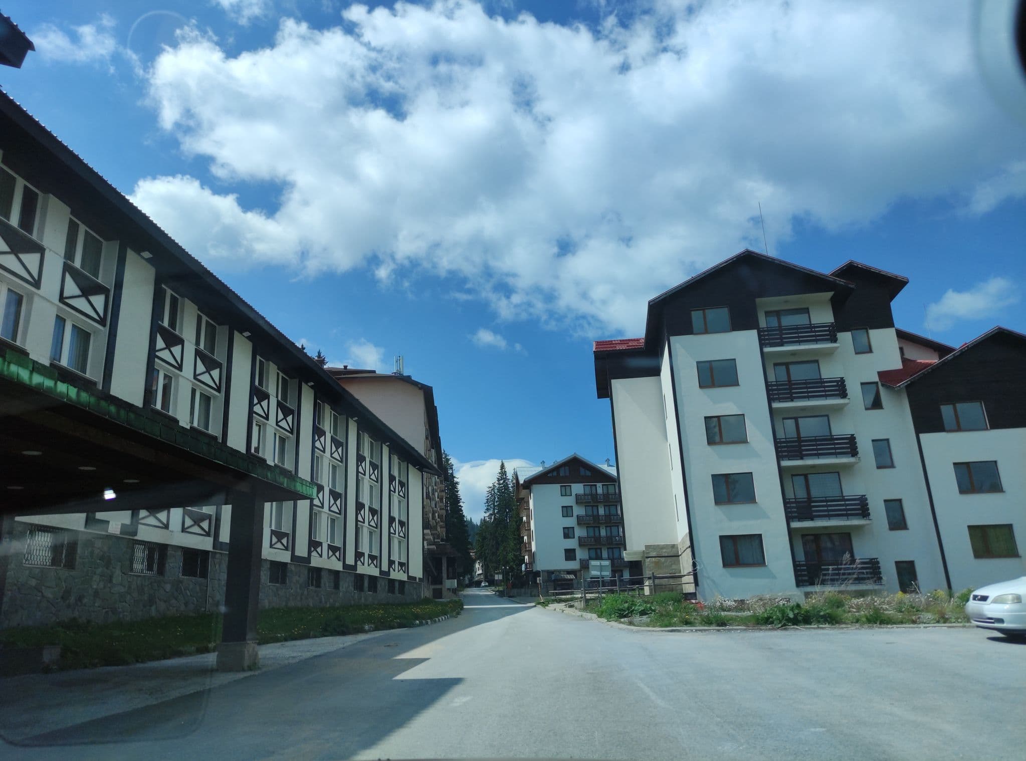 Street view near Panorama, Smolyan — © neau (CC BY-SA · Mapillary)