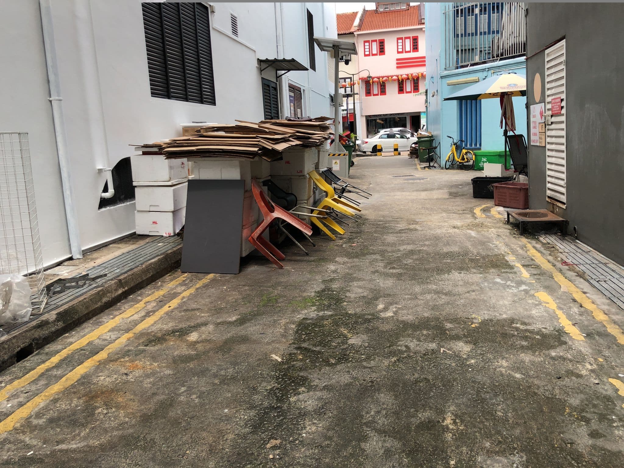 Street view near Santa Grand Hotel (Lai Chun Yuen), Outram Park — © jeanchan21 (CC BY-SA · Mapillary)