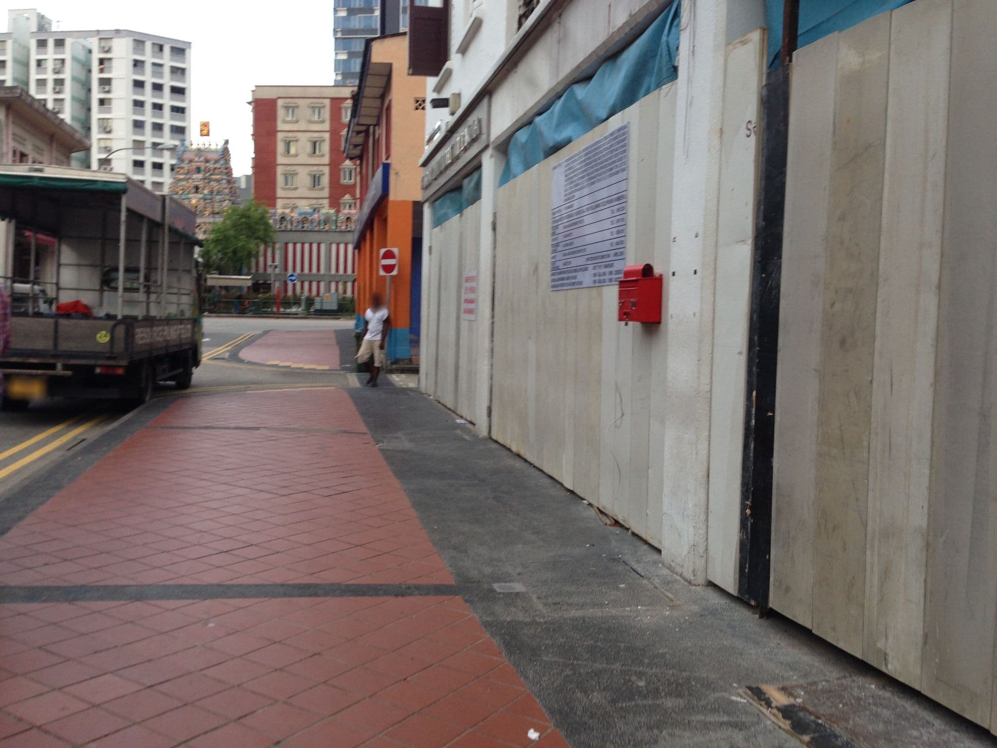 Street view near Santa Grand Hotel (Little India), Rochor — © raymyat (CC BY-SA · Mapillary)