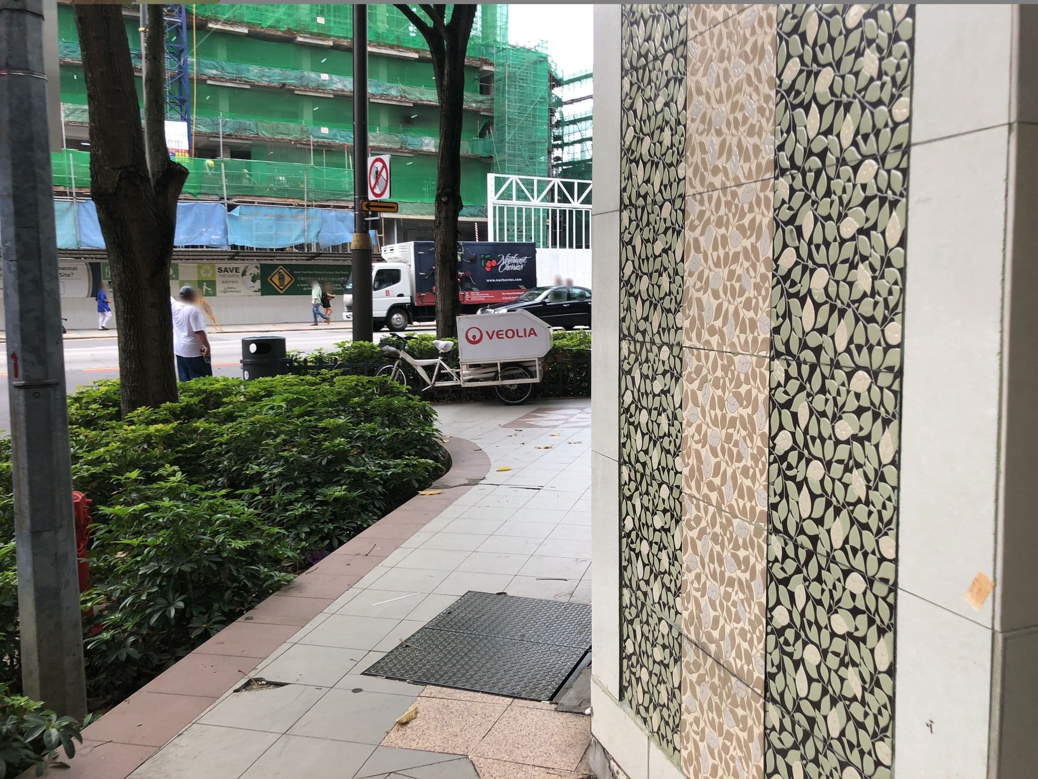 Street view near The Serangoon House, Farrer Park β Β© jeanchan21 (CC BY-SA Β· Mapillary)