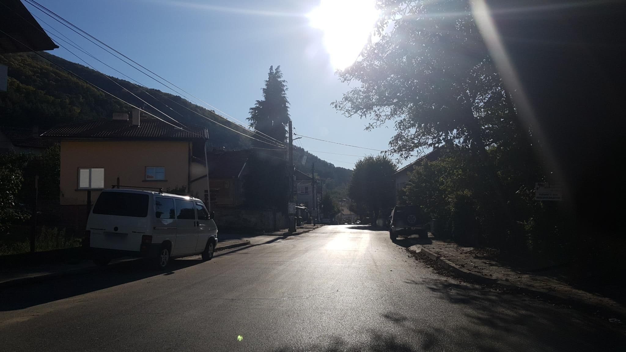 Street view near Sveti Nikola Family Hotel, Sapareva Banya — © roadroid (CC BY-SA · Mapillary)