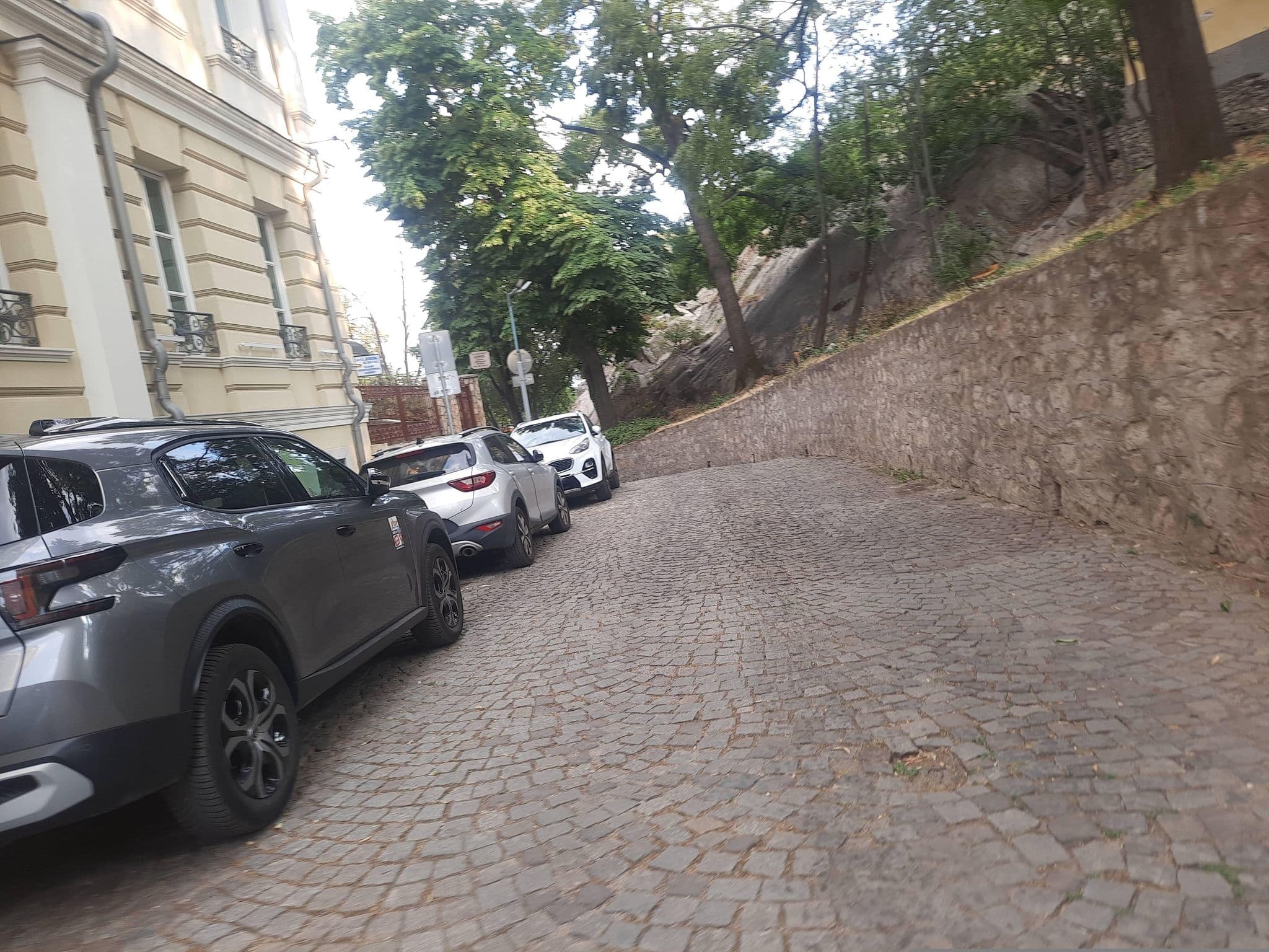 Street view near Vizualiza, Plovdiv — © artenovis9020 (CC BY-SA · Mapillary)