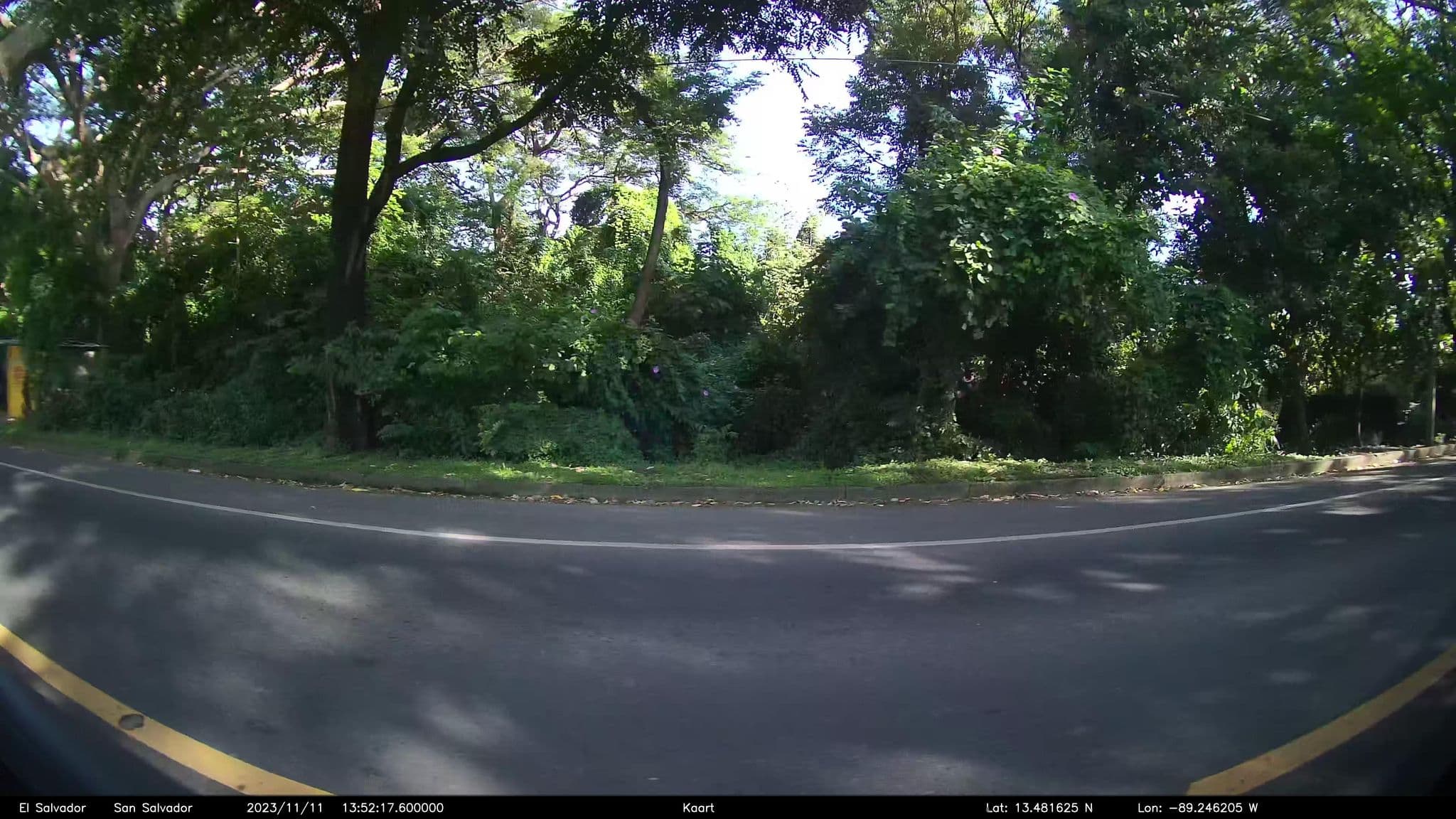 Street view near Auto-Hotel Tulias, La Libertad — © kaart_1 (CC BY-SA · Mapillary)