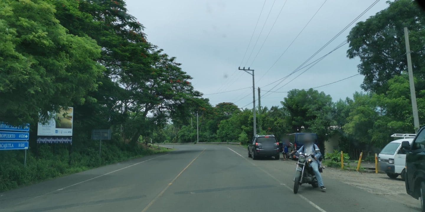 Street view near Boo&Bee22, La Libertad — © jkanales (CC BY-SA · Mapillary)