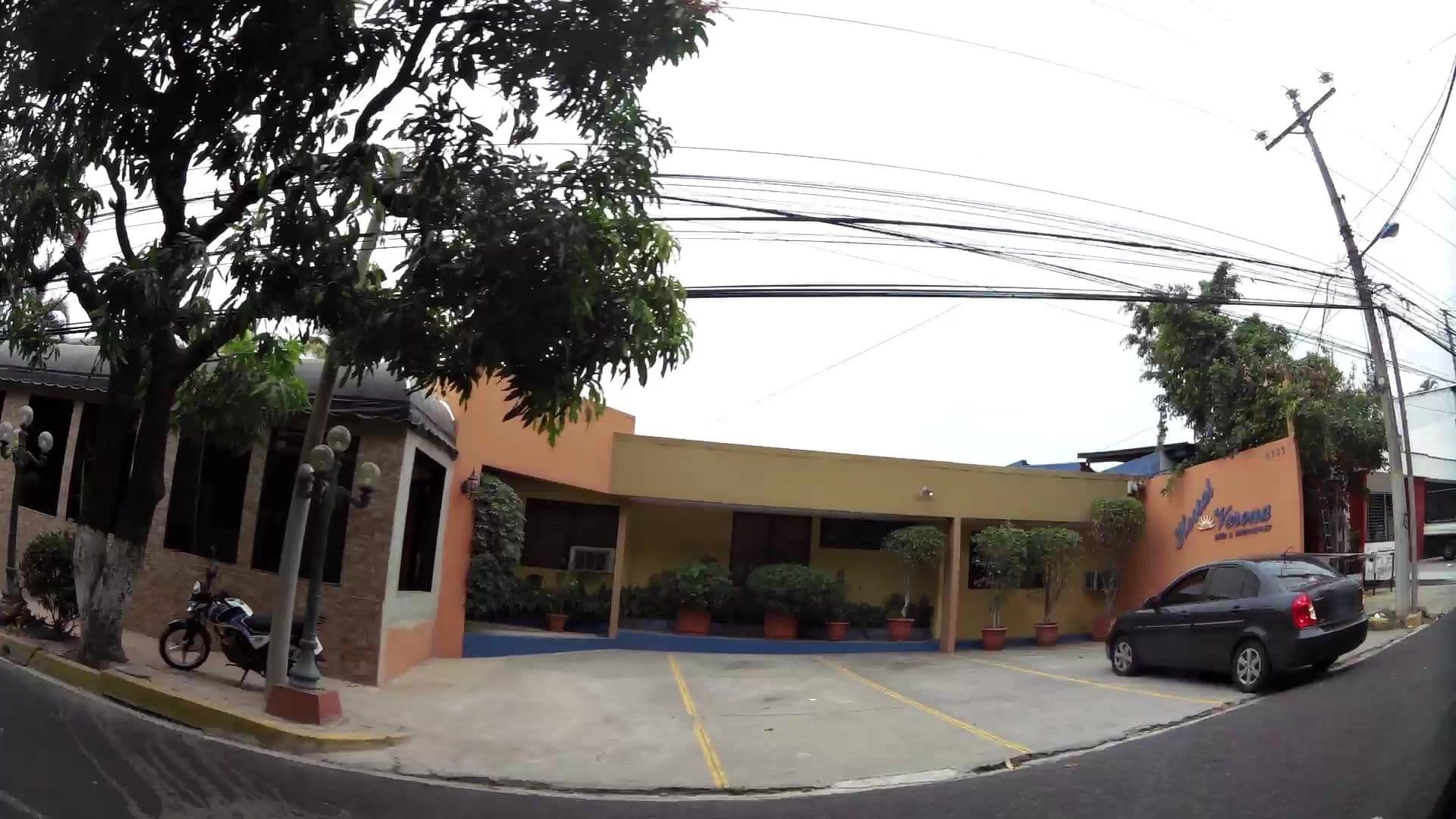 Street view near Hotel Sueños, Ayutuxtepeque — © kaartcam (CC BY-SA · Mapillary)