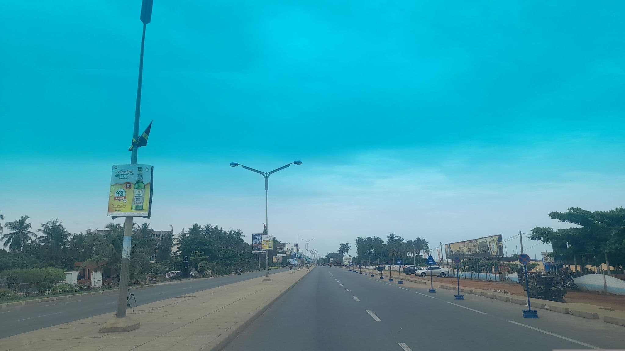 Street view near Onomo Hotel, Lomé