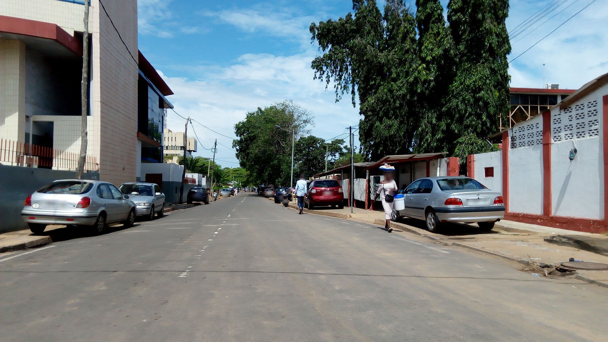 Street view near Hôtel Folyana, Lomé