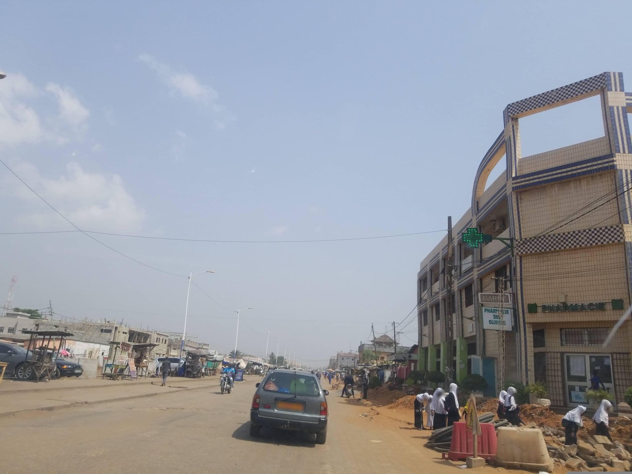 Street view near Hotel The Best, Lomé