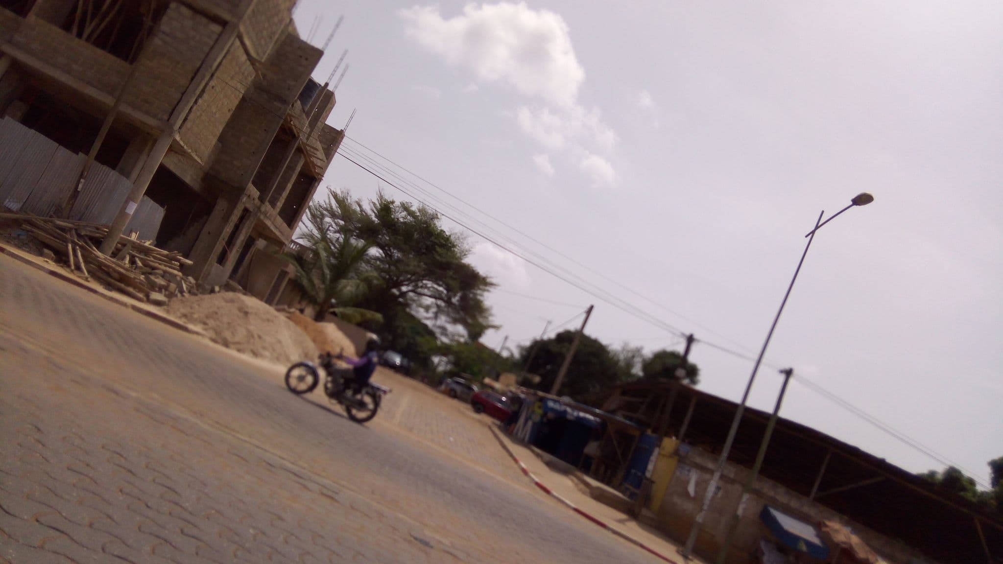 Street view near ACROPOLISE GUEST HOUSE, Lomé — © emmanuel_adjogble (CC BY-SA · Mapillary)