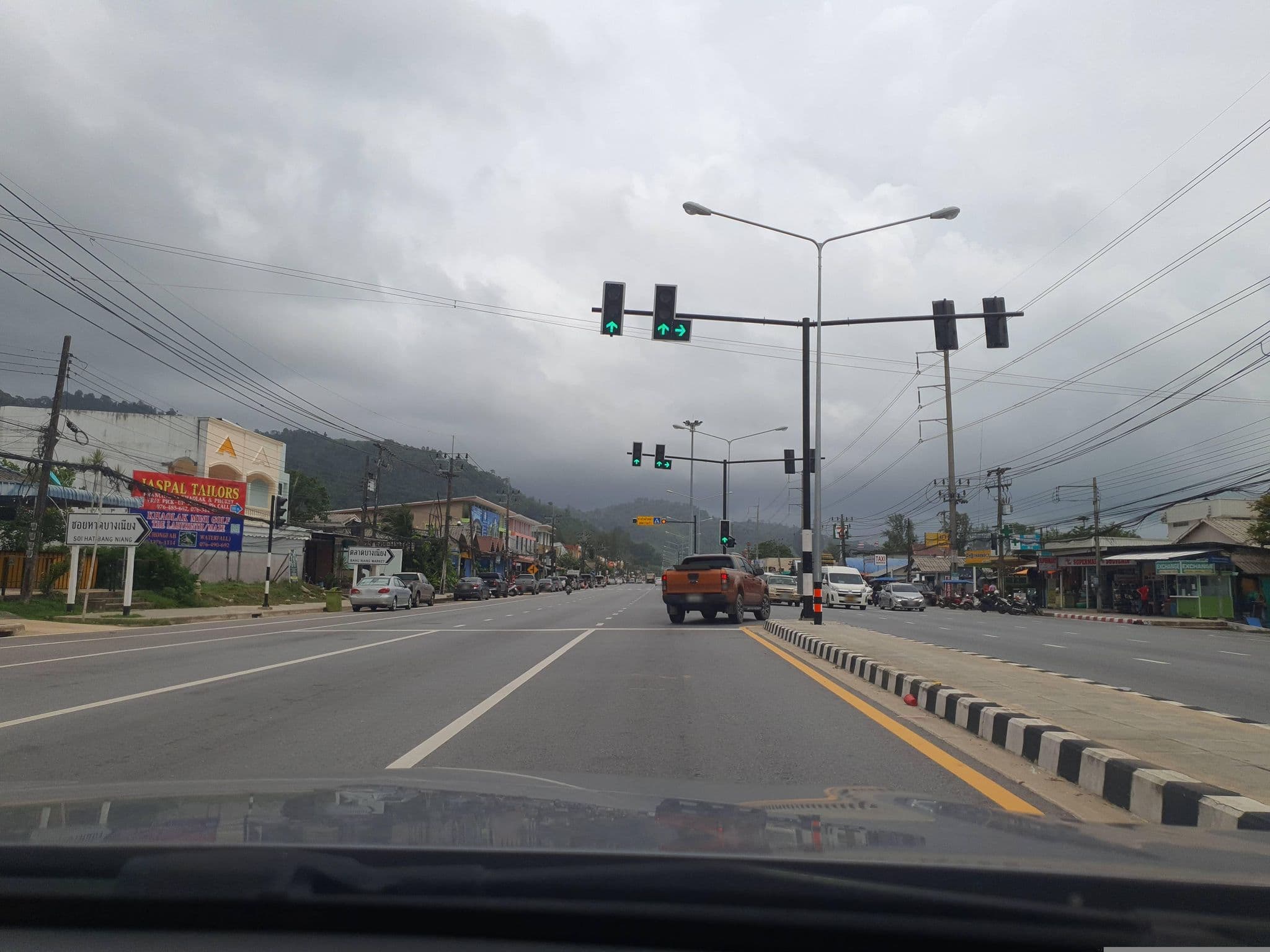 Street view near Ruk Cozy, Ban Khao Lak
