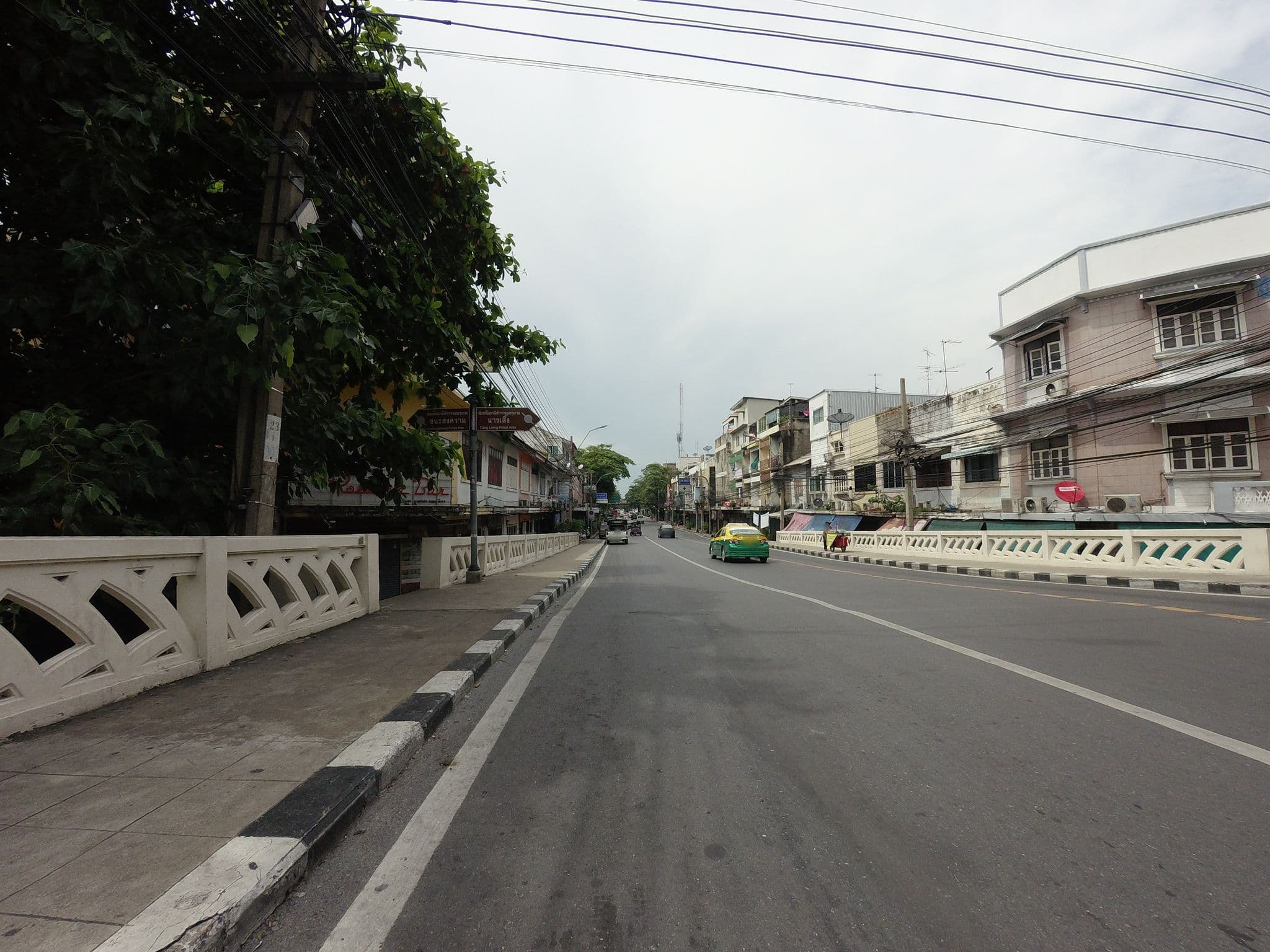 Street view near The Family, Bangkok — © mishari (CC BY-SA · Mapillary)