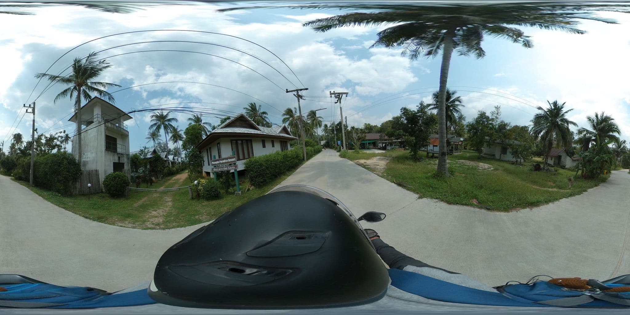Street view near Emerald Cove Bungalows, Ko Samui