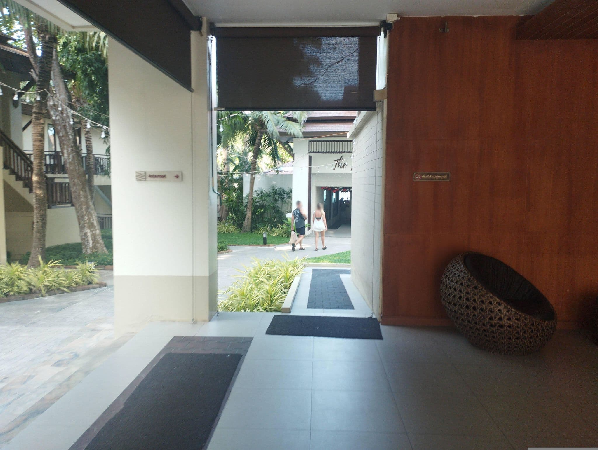 Street view near Kacha Resort, Ko Chang