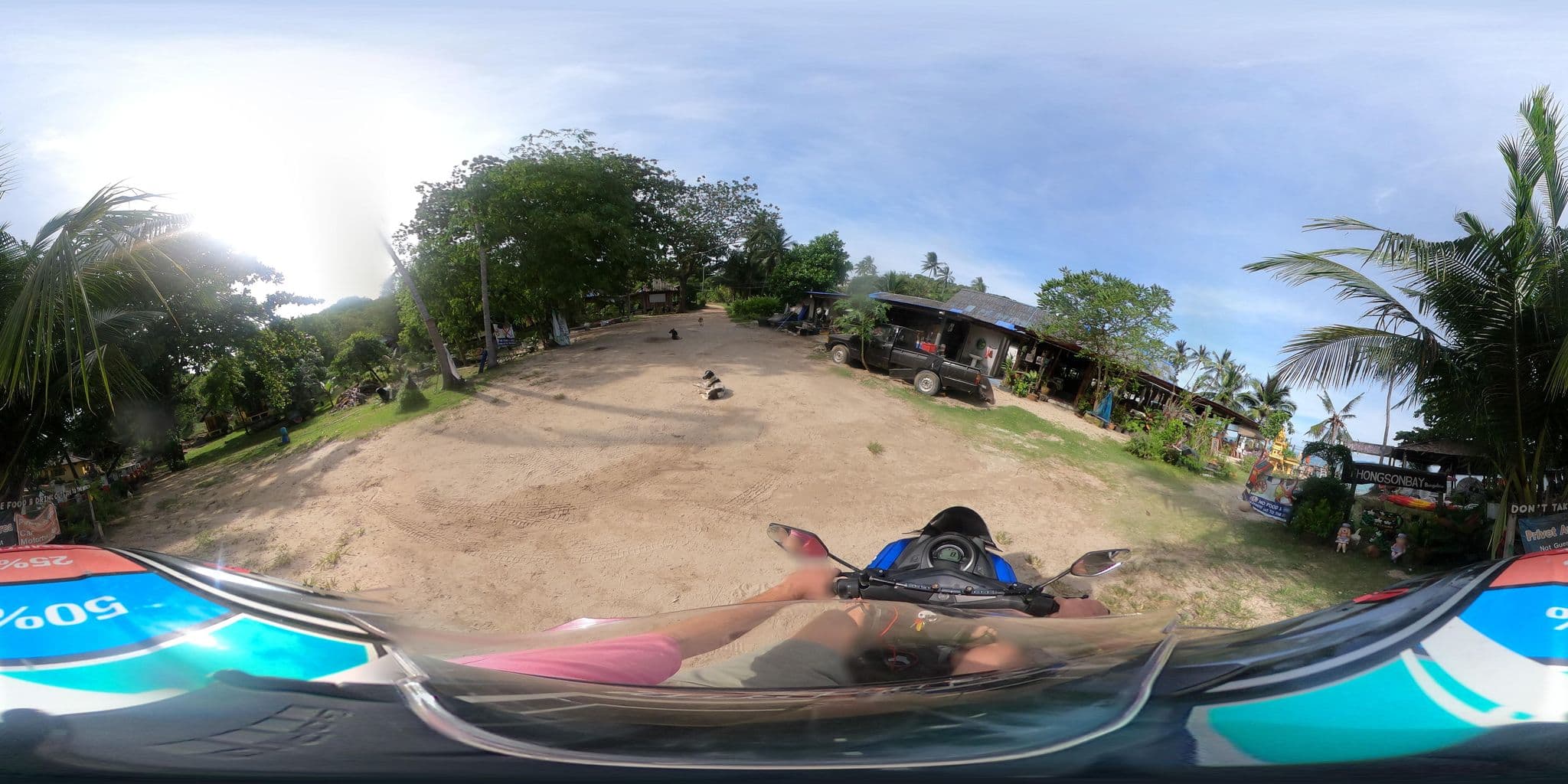 Street view near Thongson Bay Bungalows, Ko Samui